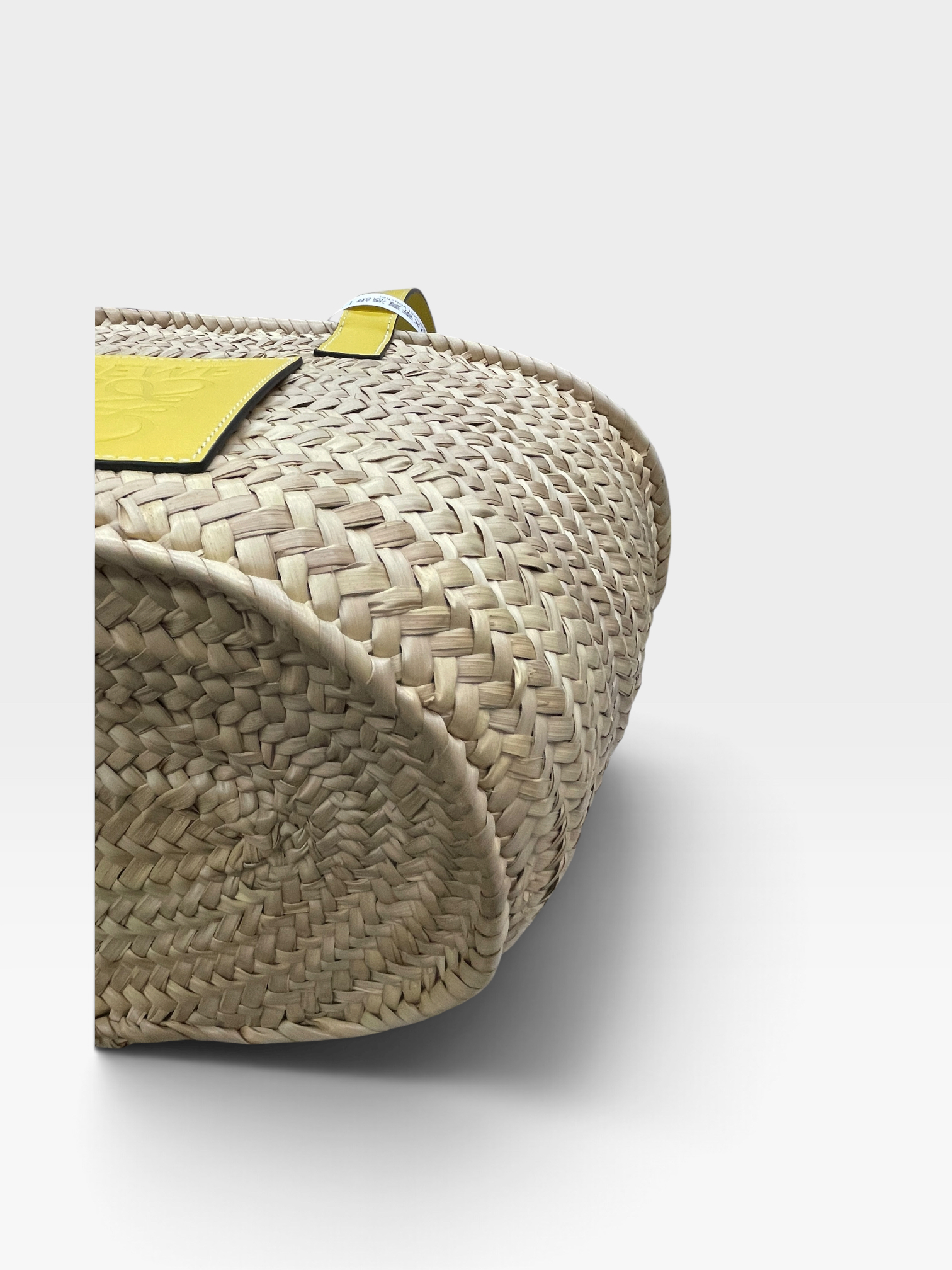Pre-Owned LOEWE Basket Bag / Product Code: 091013