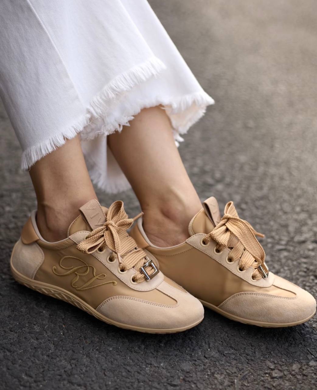 7月1-3日限時優惠💖訂貨🍒美麗德訓鞋 RV 小方扣 Viv Low Sneaker  Size 36.5/37/37.5/38/38.5/39/40/40.5/41