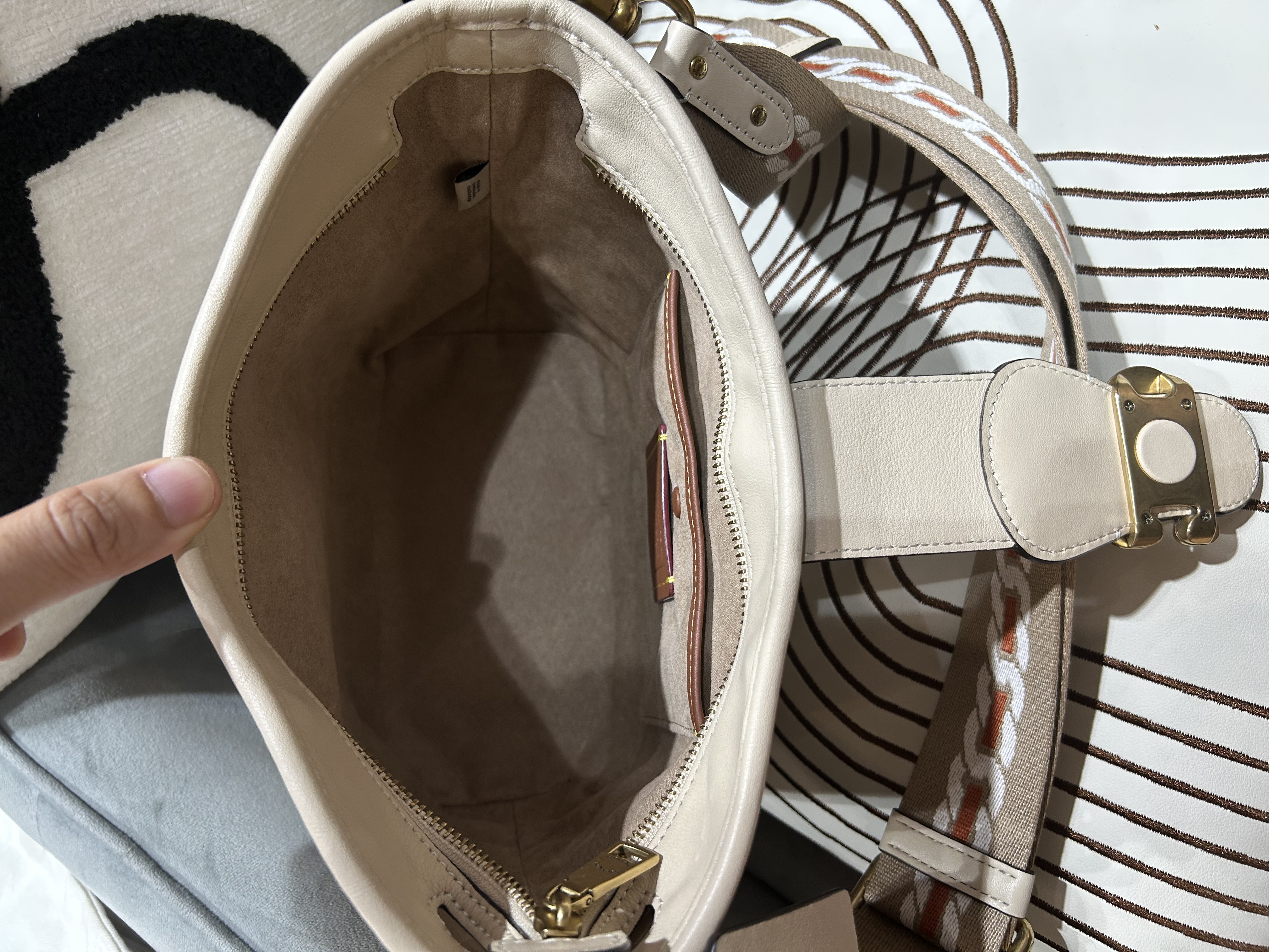 COACH TALI bucket bag 2x肩帶可斜背或肩背 100%Authentic, 99%New ✅Dust bag