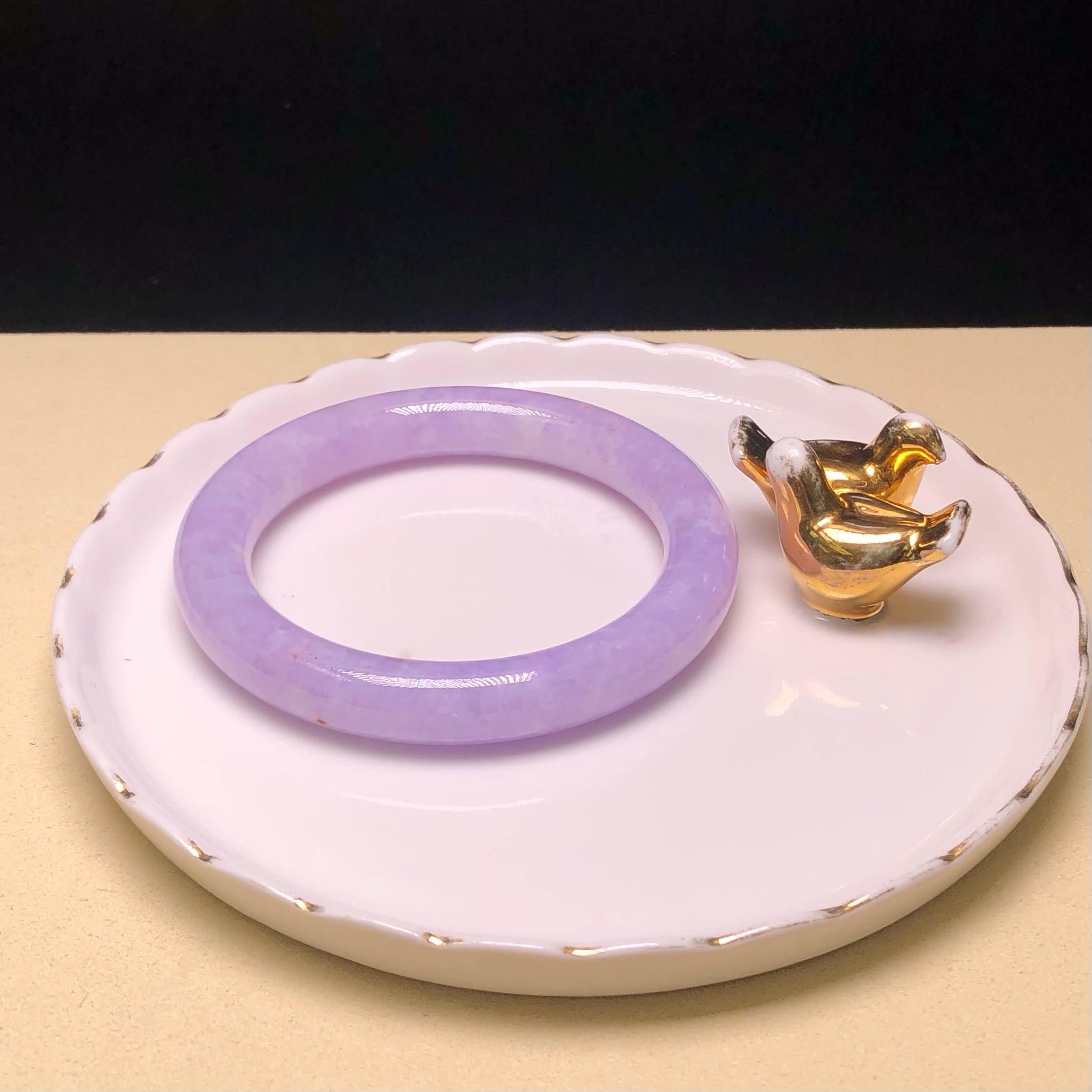 C06808 紫羅蘭帶翡色圓鐲57.7mm