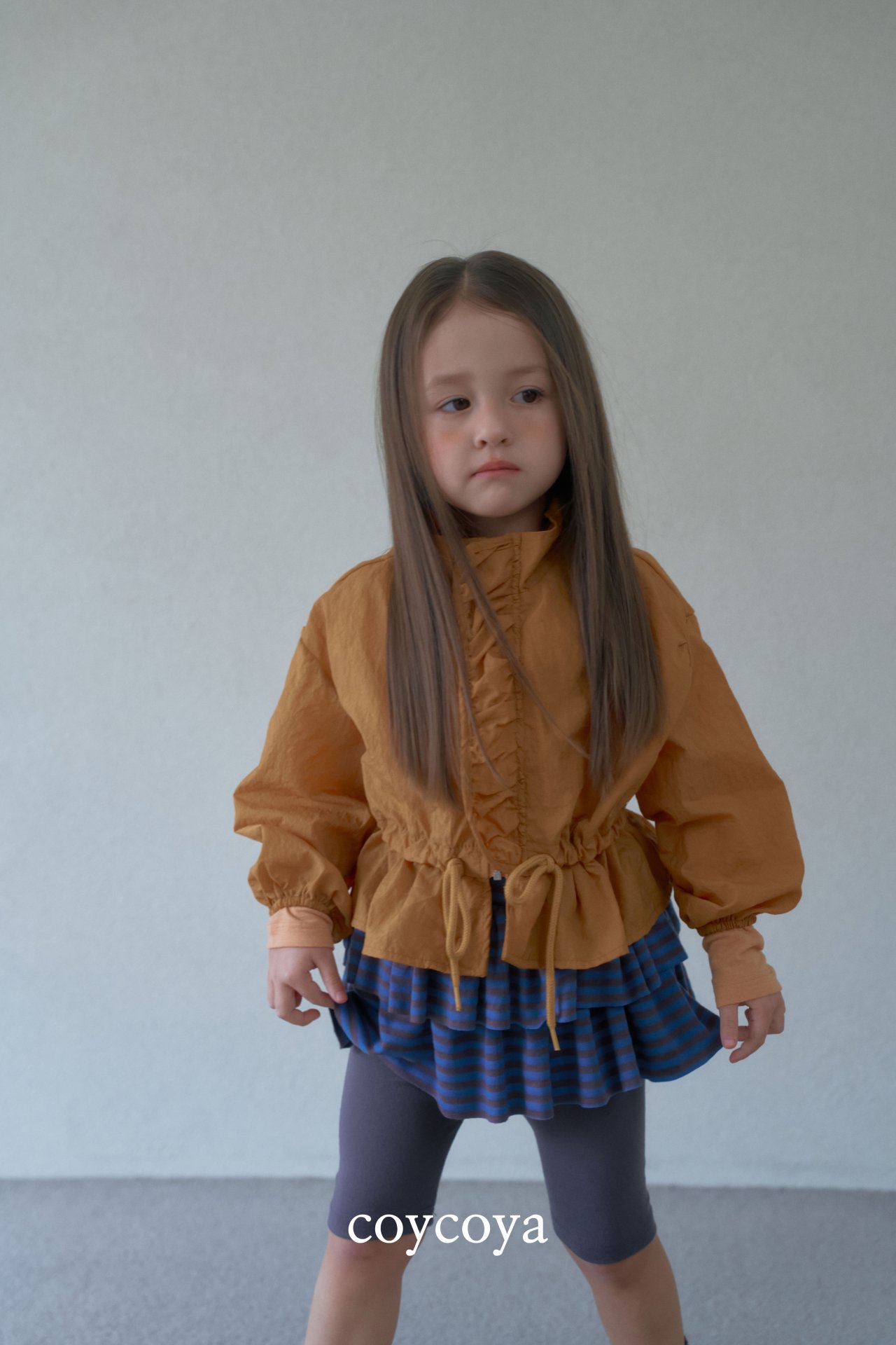 🌸預訂 韓國直送🌸🇰🇷COYCOYA兩色褶皺荷葉邊拉鍊防風外套連收納袋