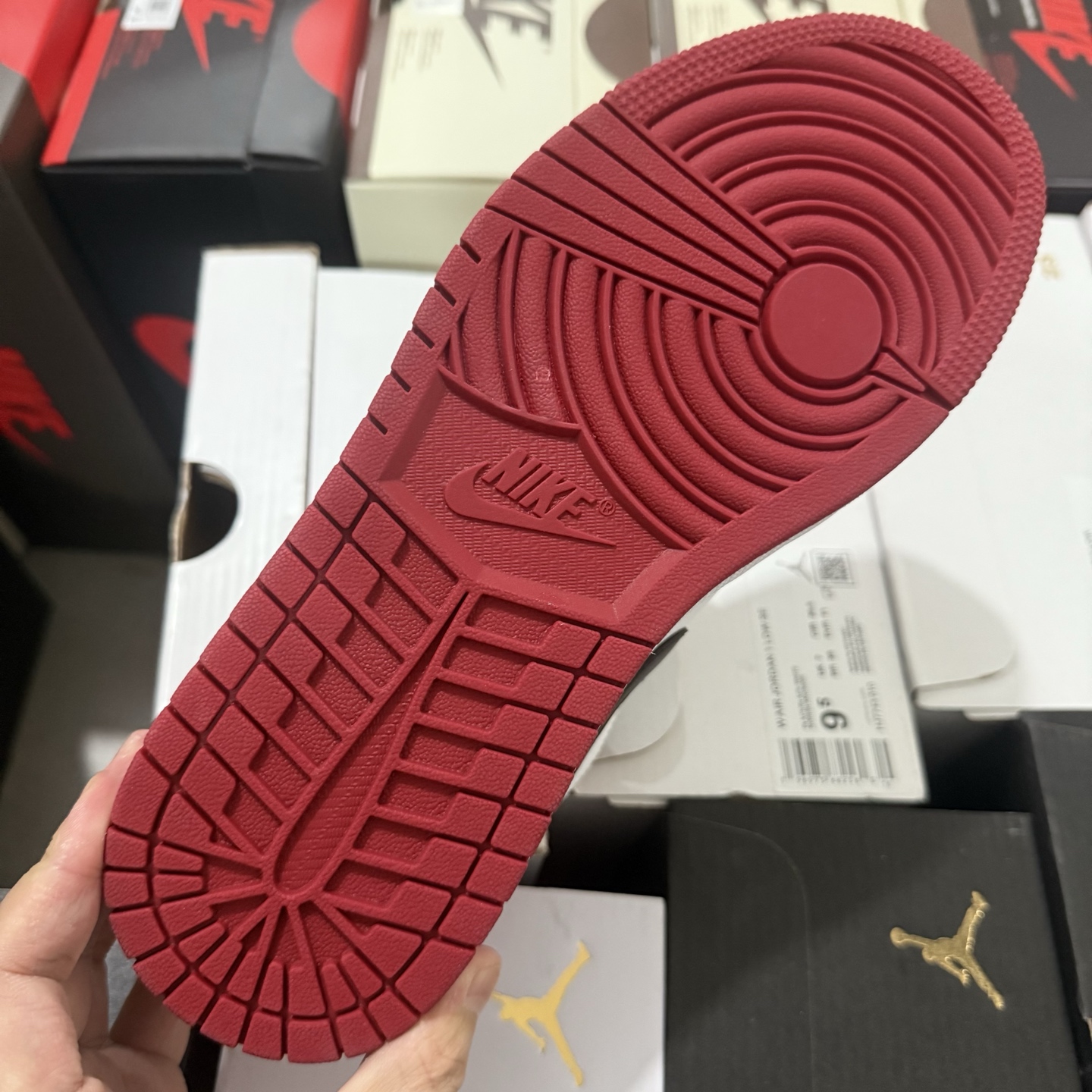 Nike Air Jordan 1 Low "Bred Toe" 553558-612