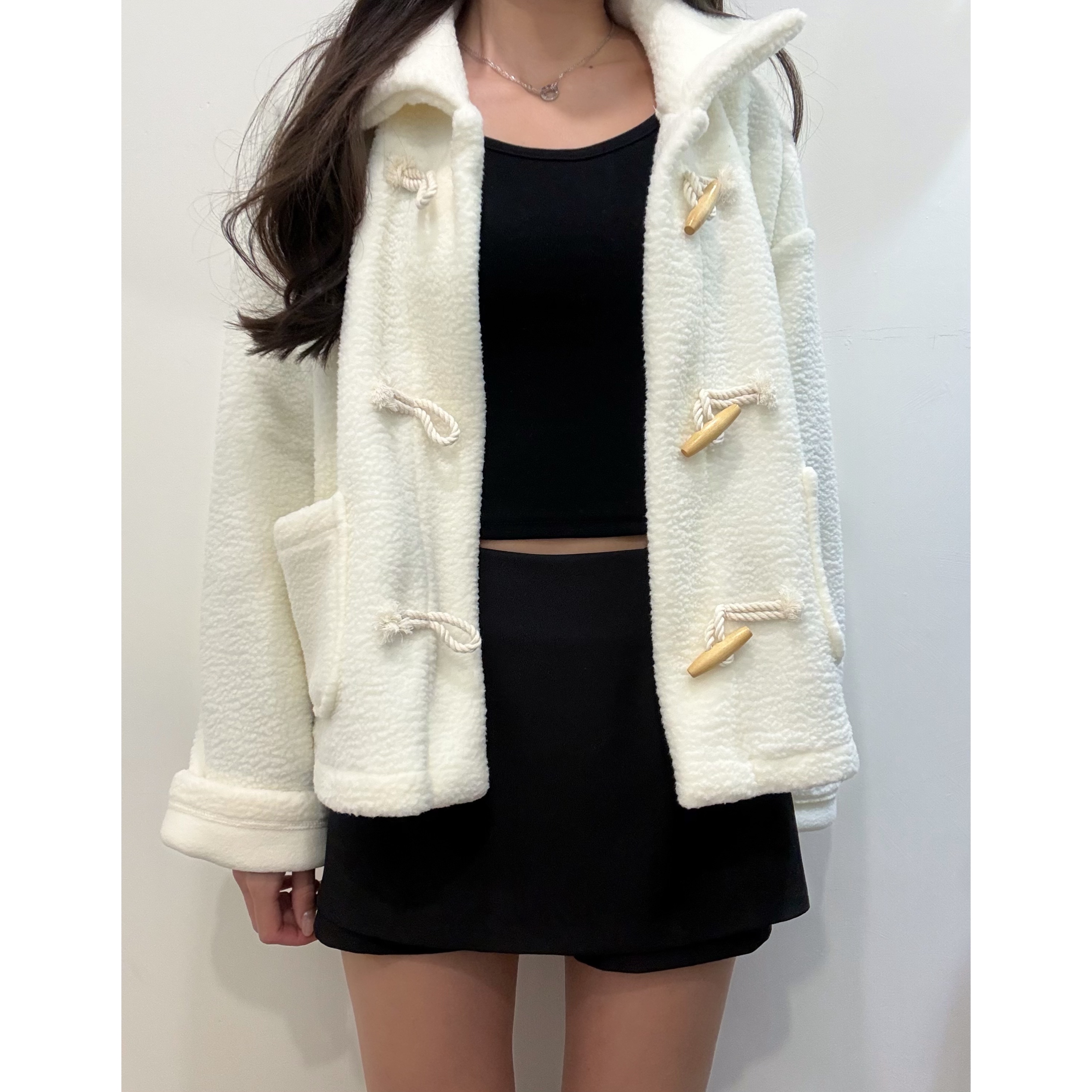 新品價及新年前收貨2月3號8PM截單💛《絨布牛角扣外套》 2602E