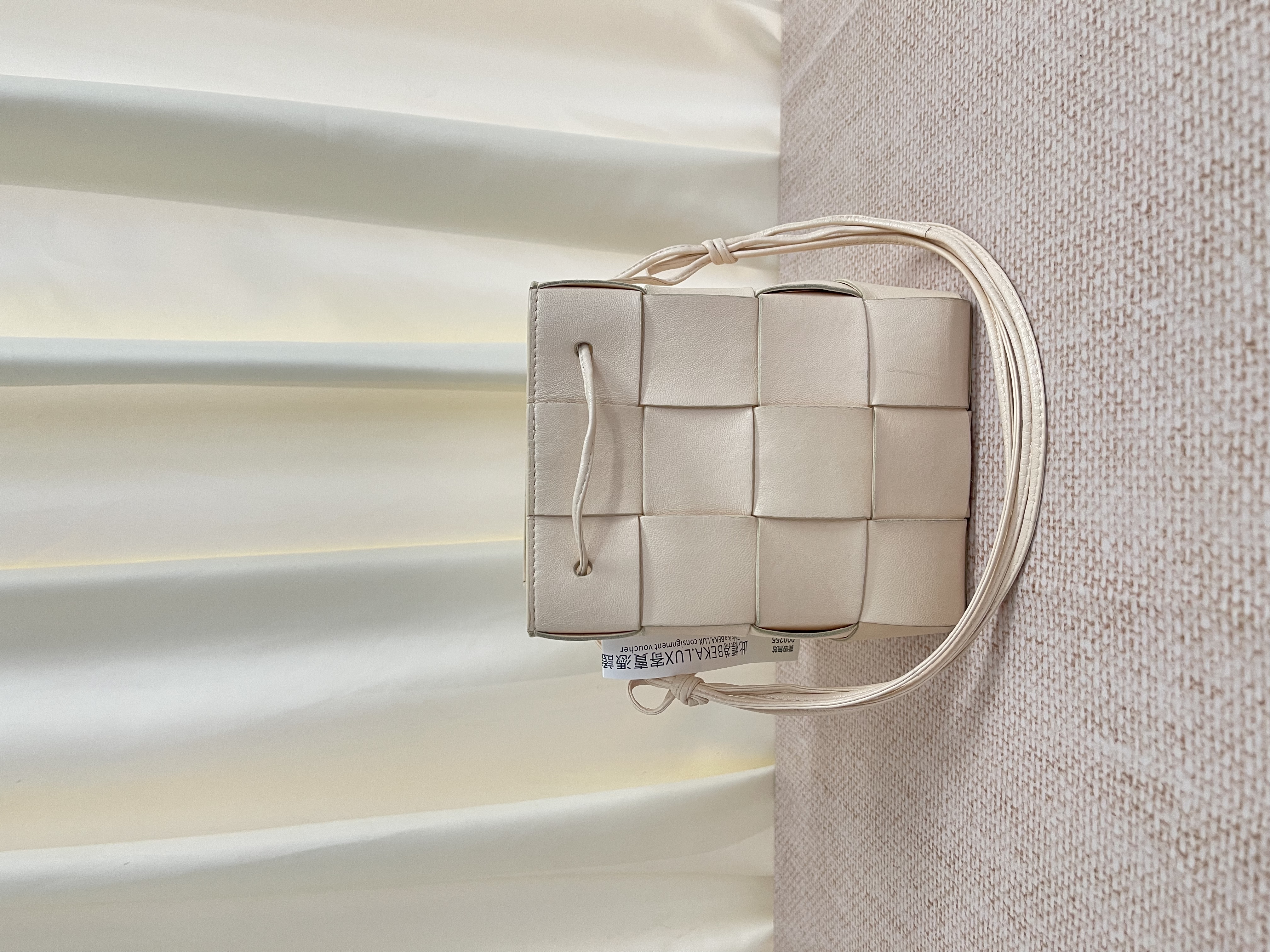 Pre-owned Bottega Veneta Cassette Bucket Bag/ Product Code: 26042401