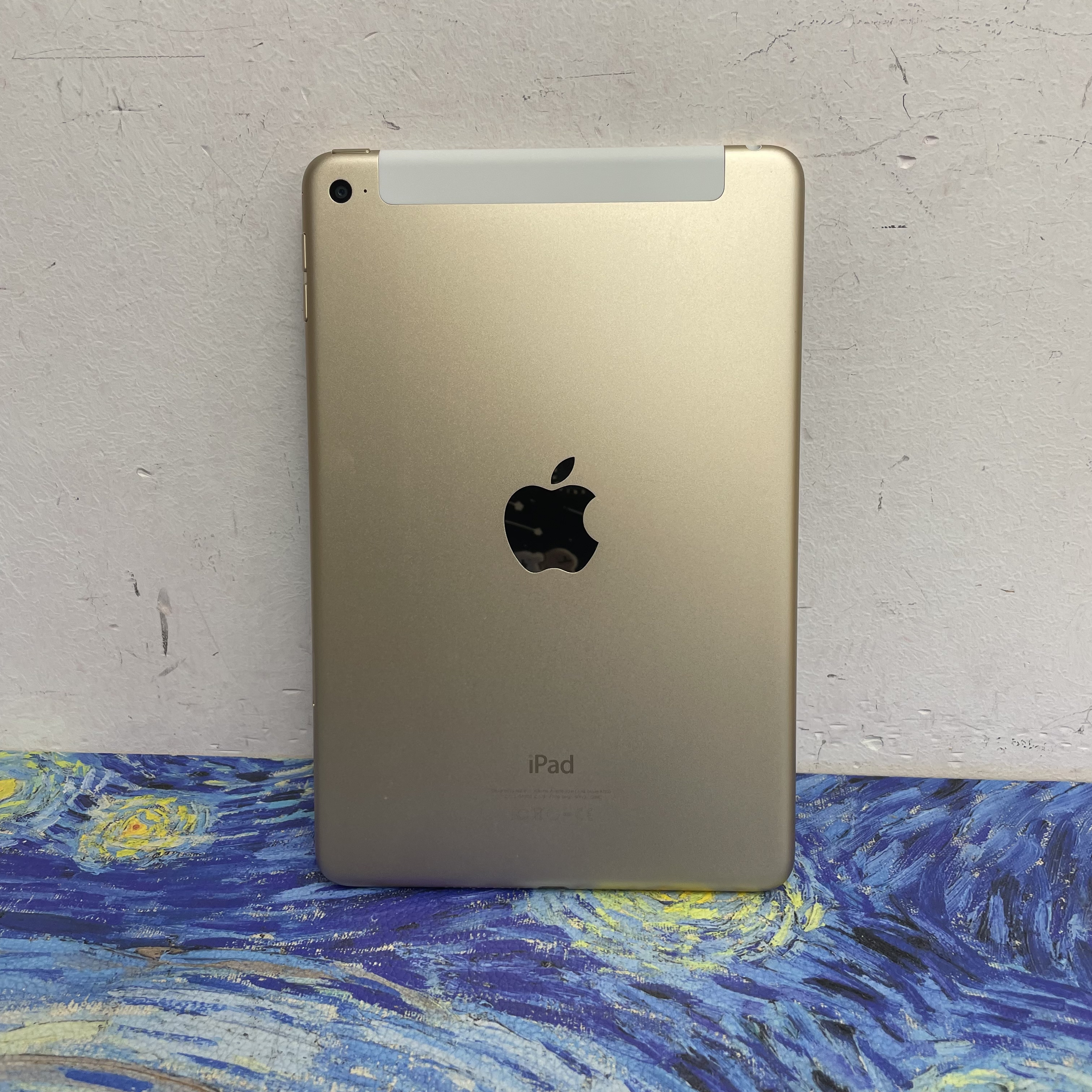 *483889 iPad mini 4 完美機 128GB 插卡版 金色