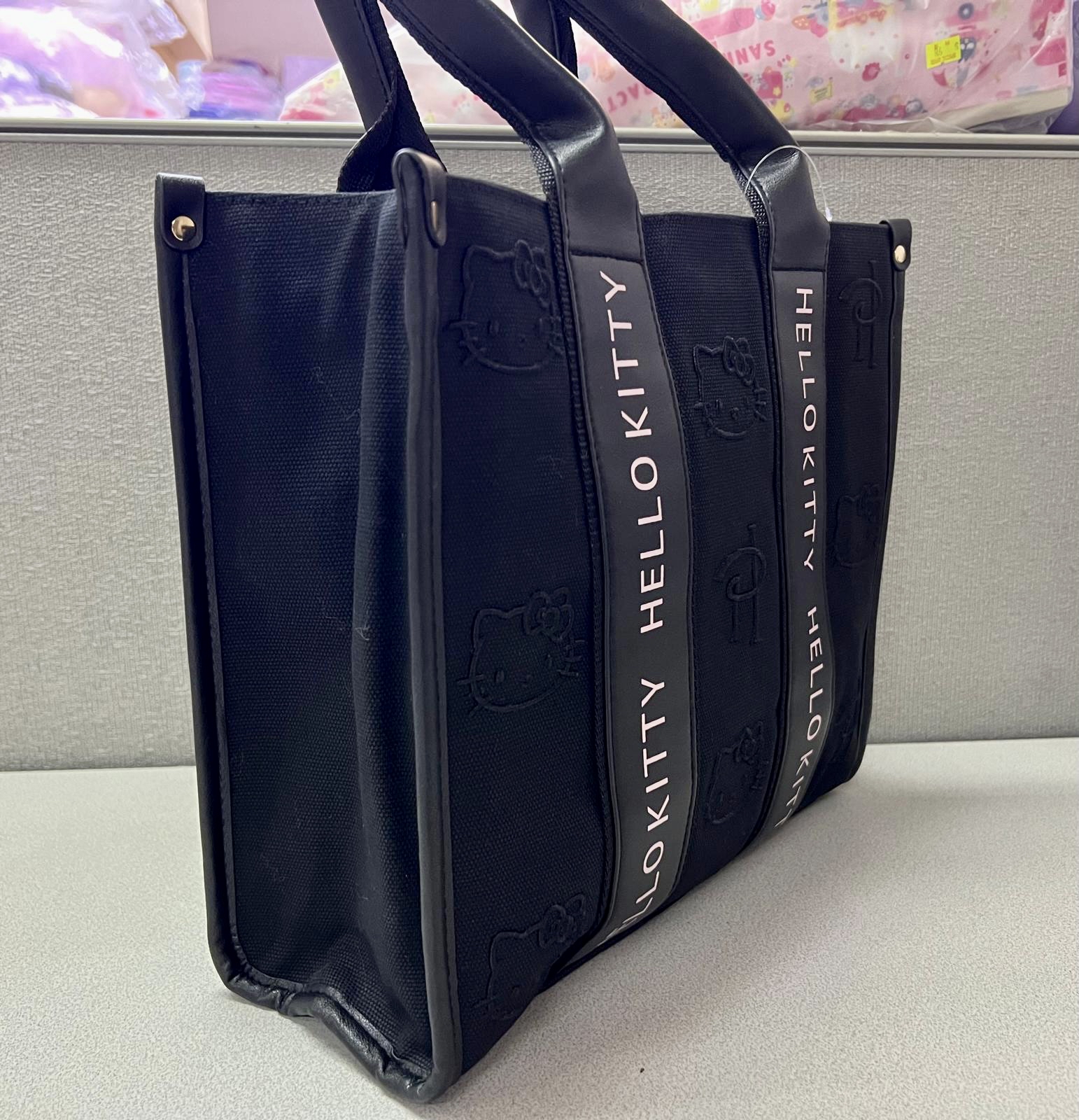 🎌日本直送🎌 Hello Kitty x Pierre Hermé 刺繡圖案手挽袋