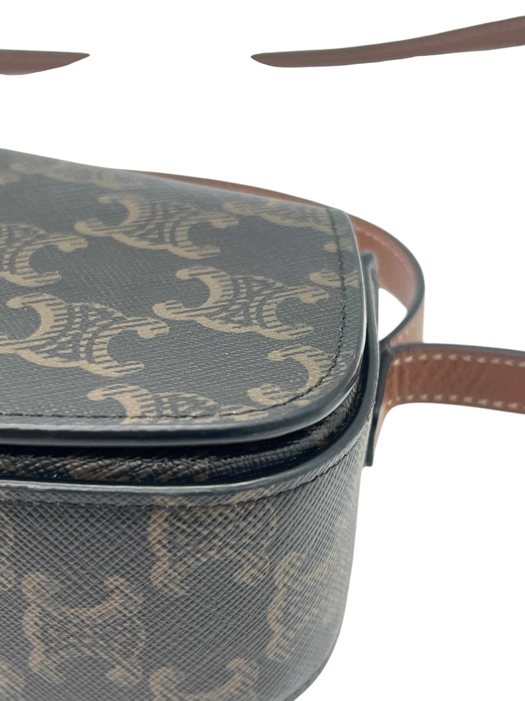 Pre-Owned CELINE Tabou Clutch with Strap / Product Code: 26060606