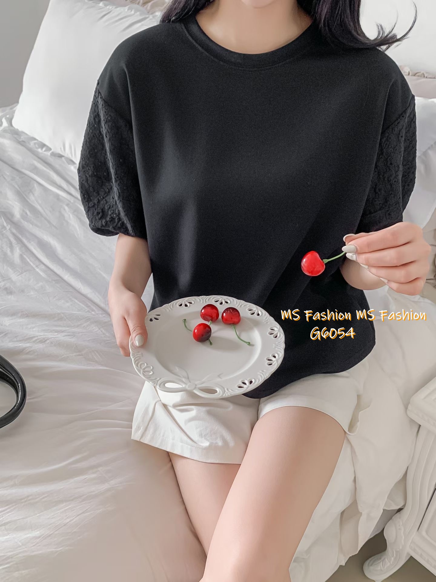 G6054 韓國🇰🇷通花泡泡袖top