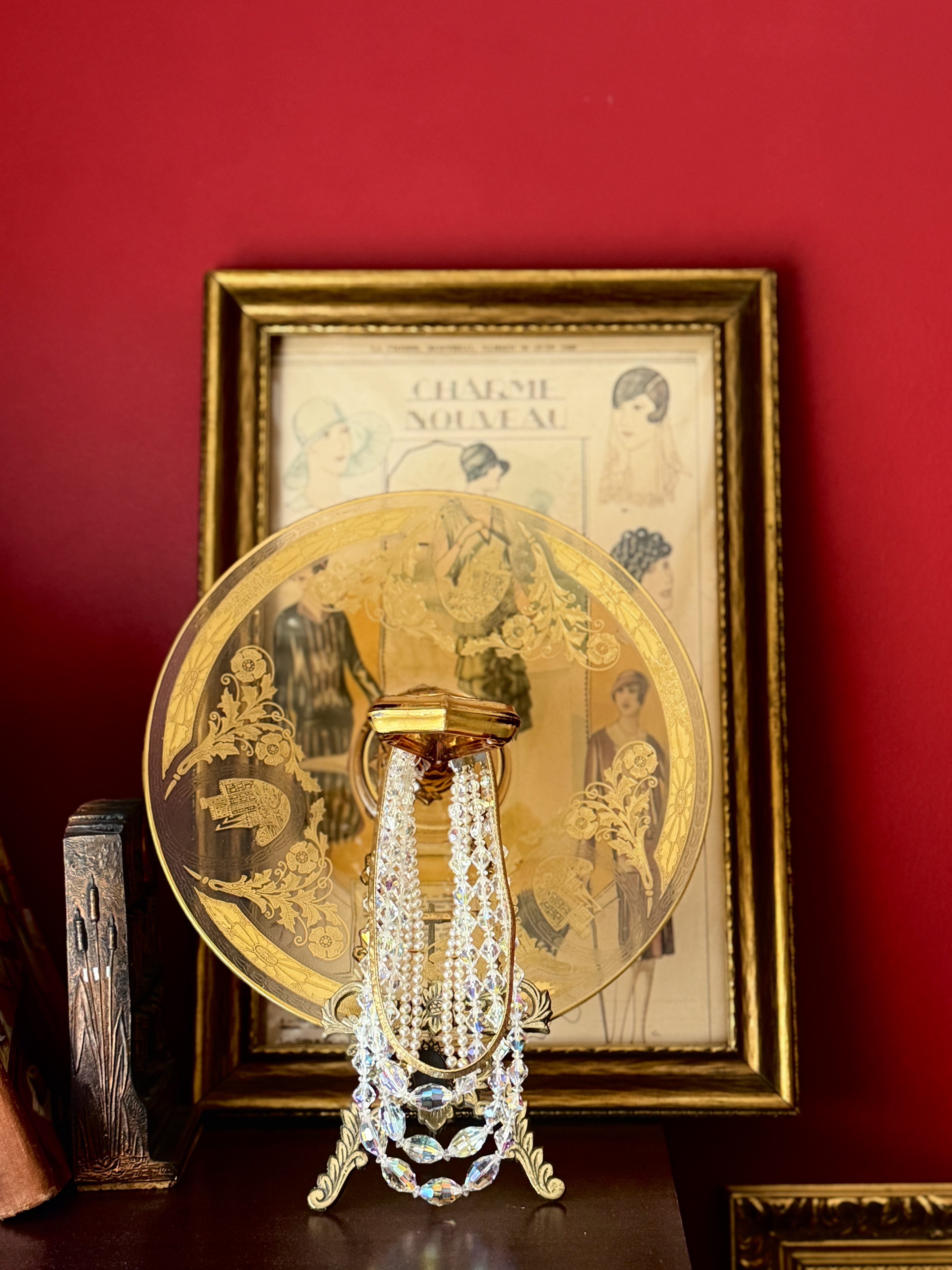 Antique Art Deco 1920s Amber Glass Embossed Golden Castle and Scrollwork Pattern Large Cake Plate with Geometric Handle (MT2166)