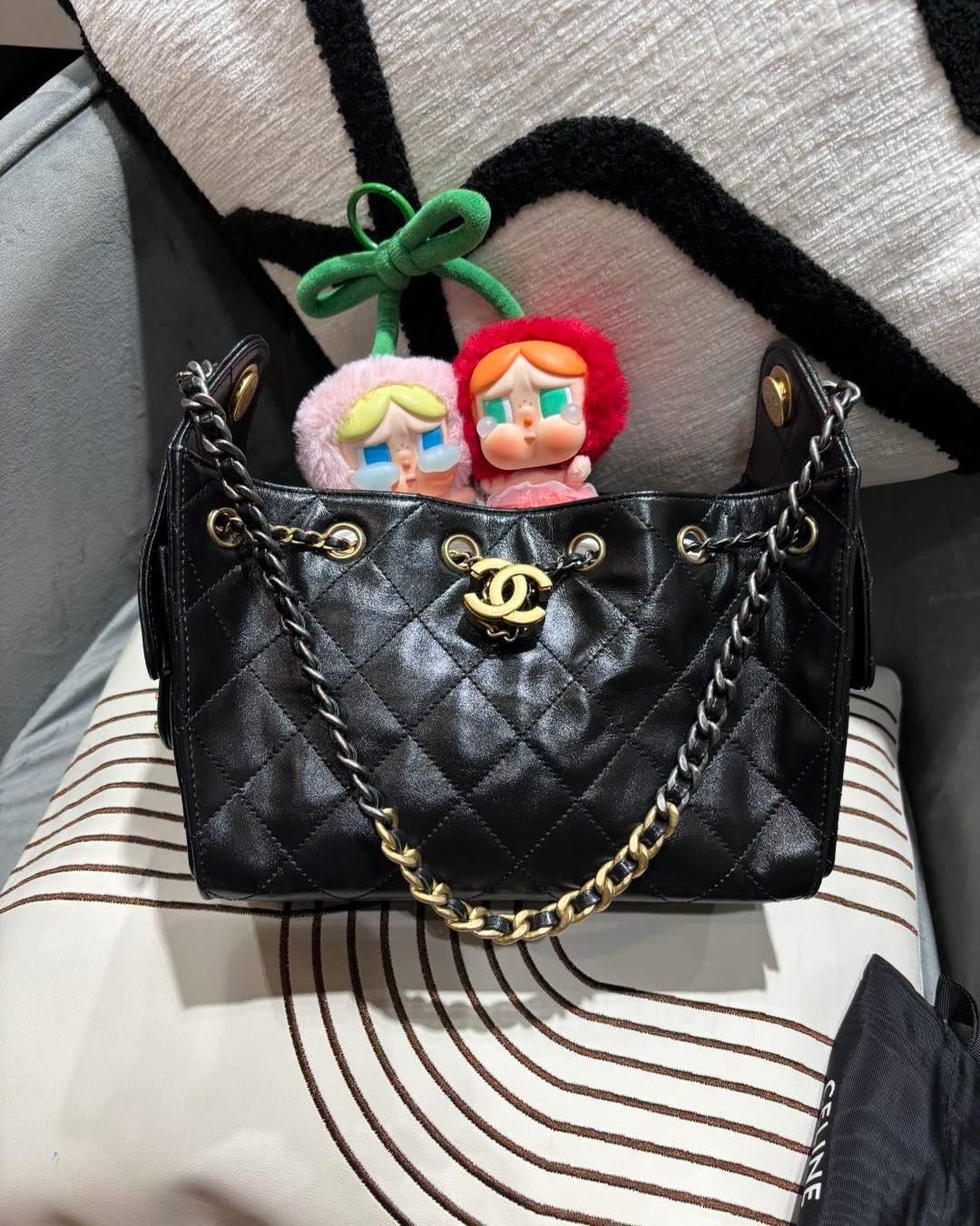 全新 Chanel 25 mini hobo bag 黑色牛皮金扣 100%Authentic ,全新未使用品 ✅晶片✅dust bag✅box 