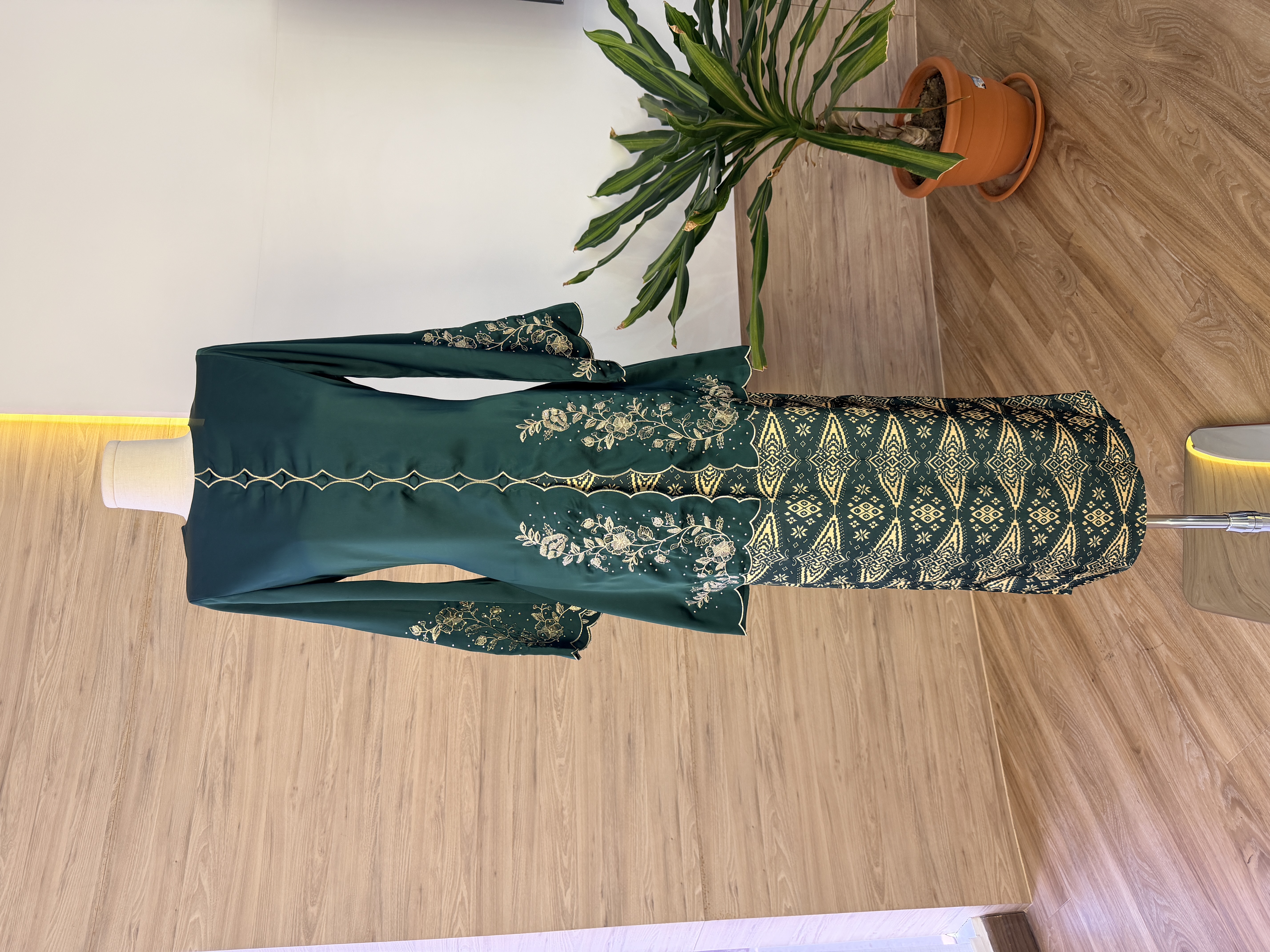 Seraphina Kebaya Set Wear