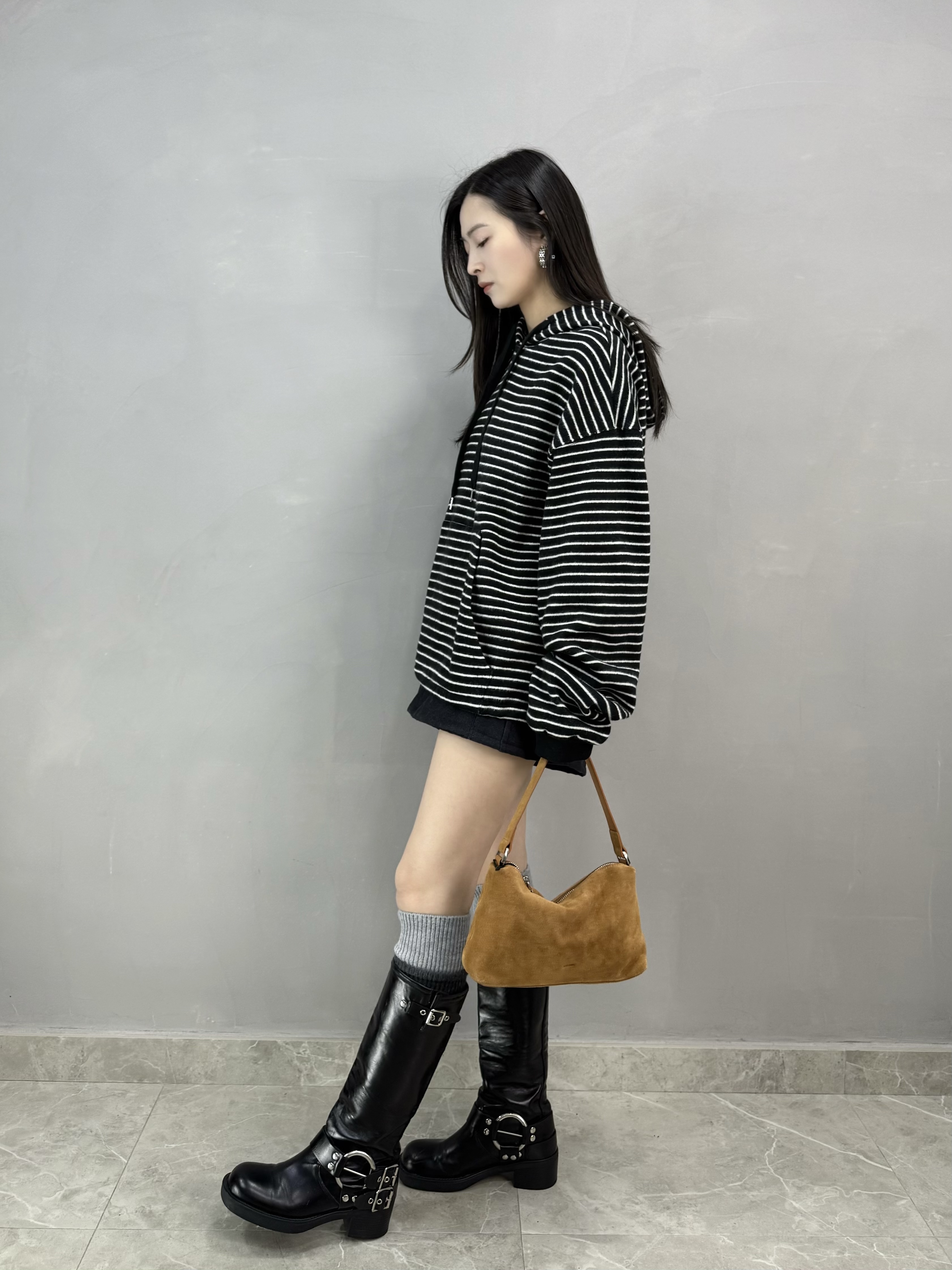 D62 絨毛橫間有帽衛衣