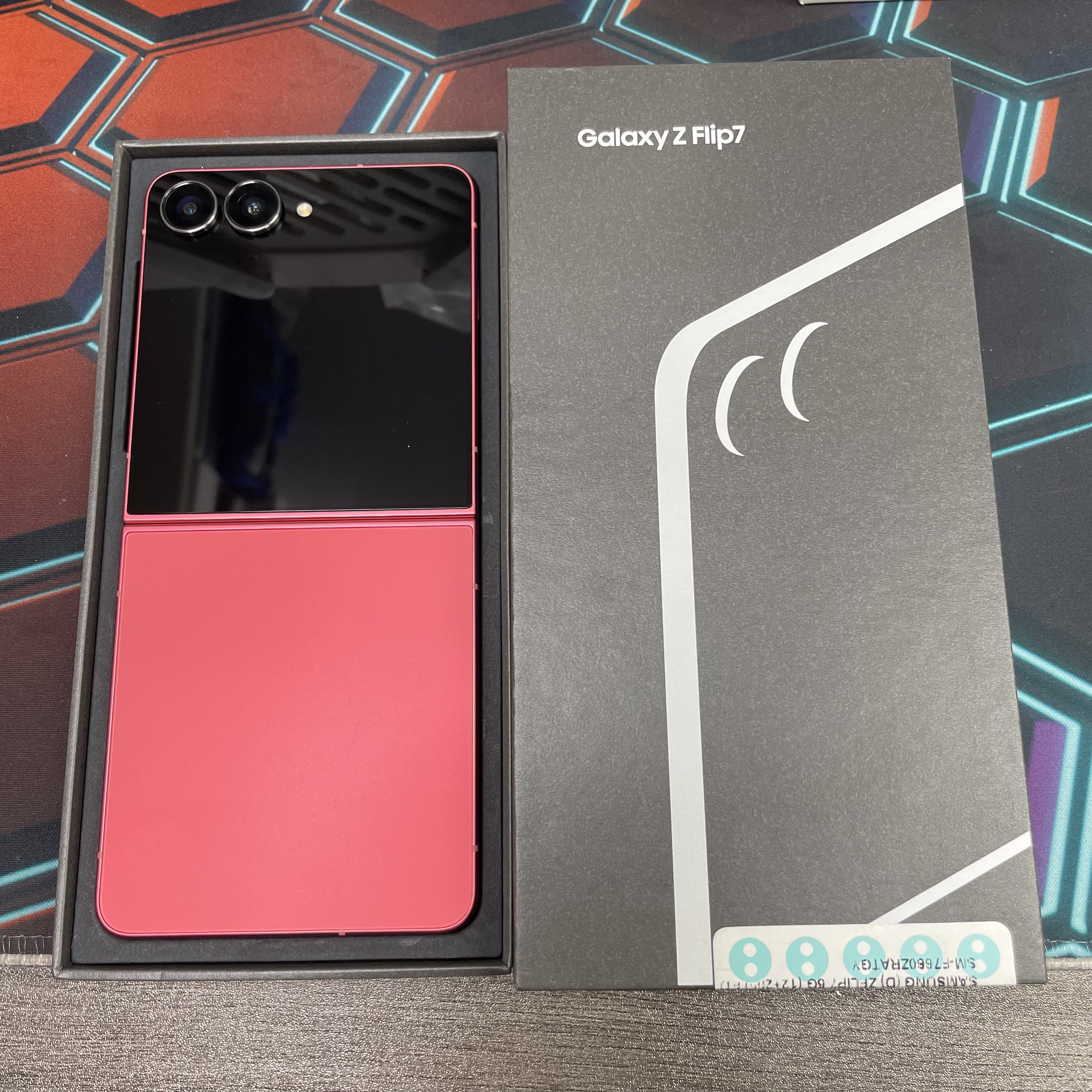 *7203 Galaxy Z Flip 7 勁靚機 12+256GB 紅色 red