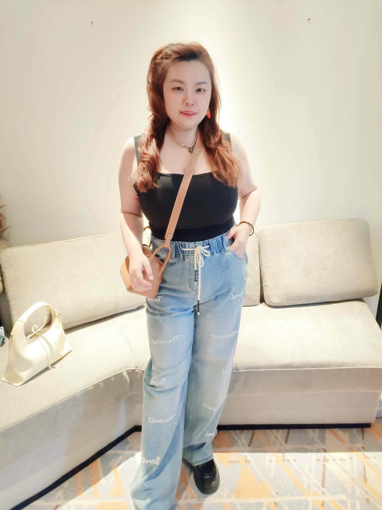 YPA06 C1071 松紧腰字母烫钻直筒牛仔长裤