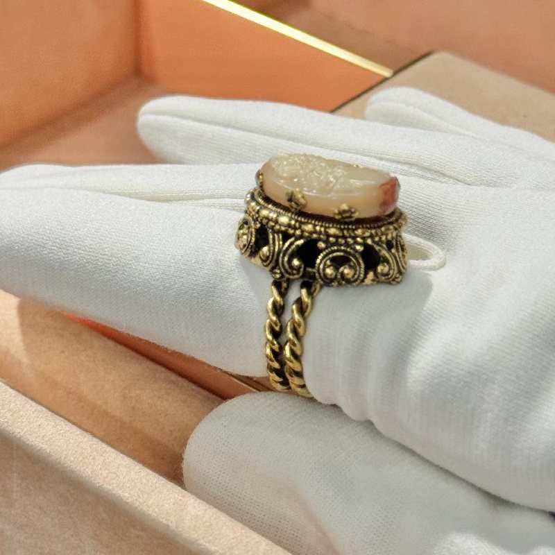 c.a.1960s German New Old Stock Glass Cameo Ring - Adjustable Size (C015)
