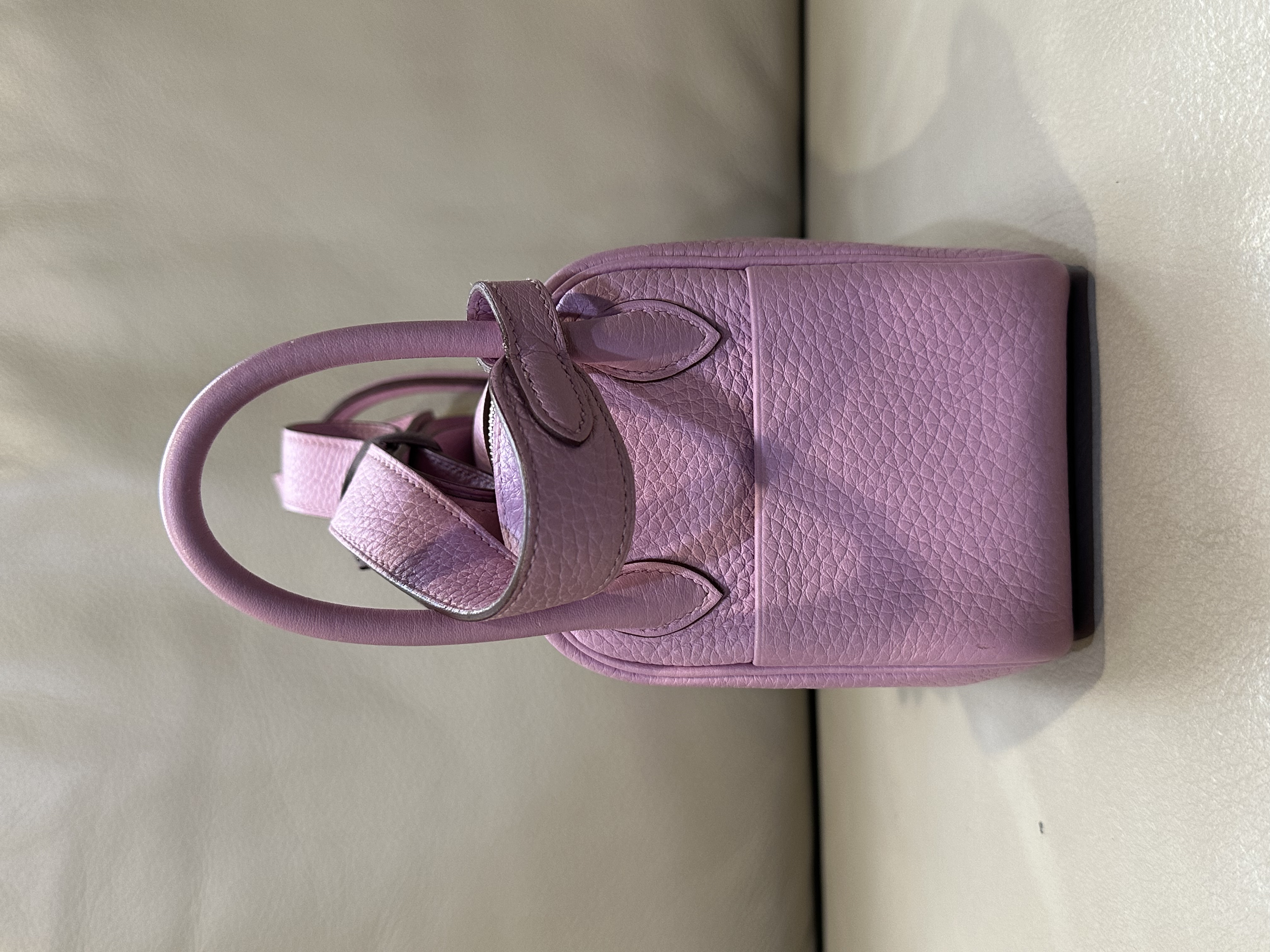 Pre-owned Hermès Mini Lindy bag Stamp U / Product Code: 26040511