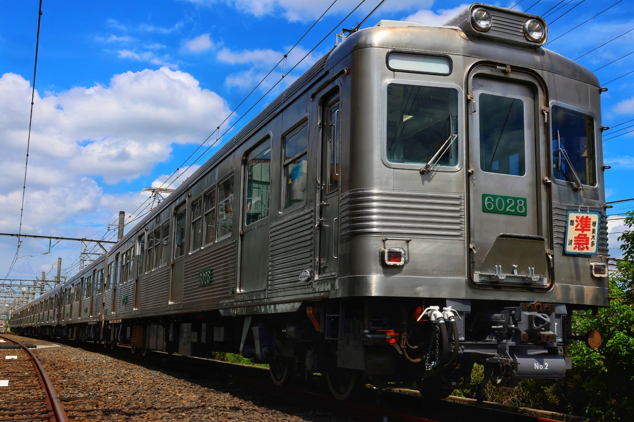 不銹鋼型南海電鉄6000系(無塗装) Kato N