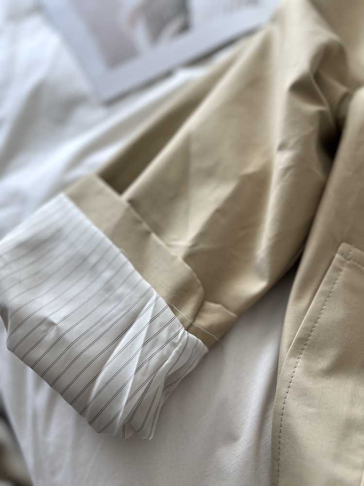 Stripe-Lined Relaxed Trench Coat (Beige)