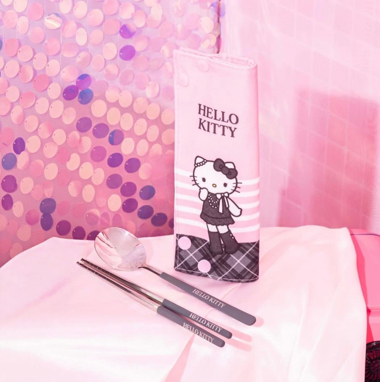 （約6月尾到貨）🇹🇼台灣超商限定 限量長腿 Kitty 不銹鋼餐具套裝💕