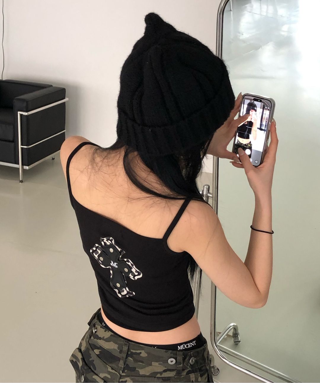 🇰🇷訂購｜MUCENT｜Mano Back Cross Leather Patch Sleeveless Nashi 2色 