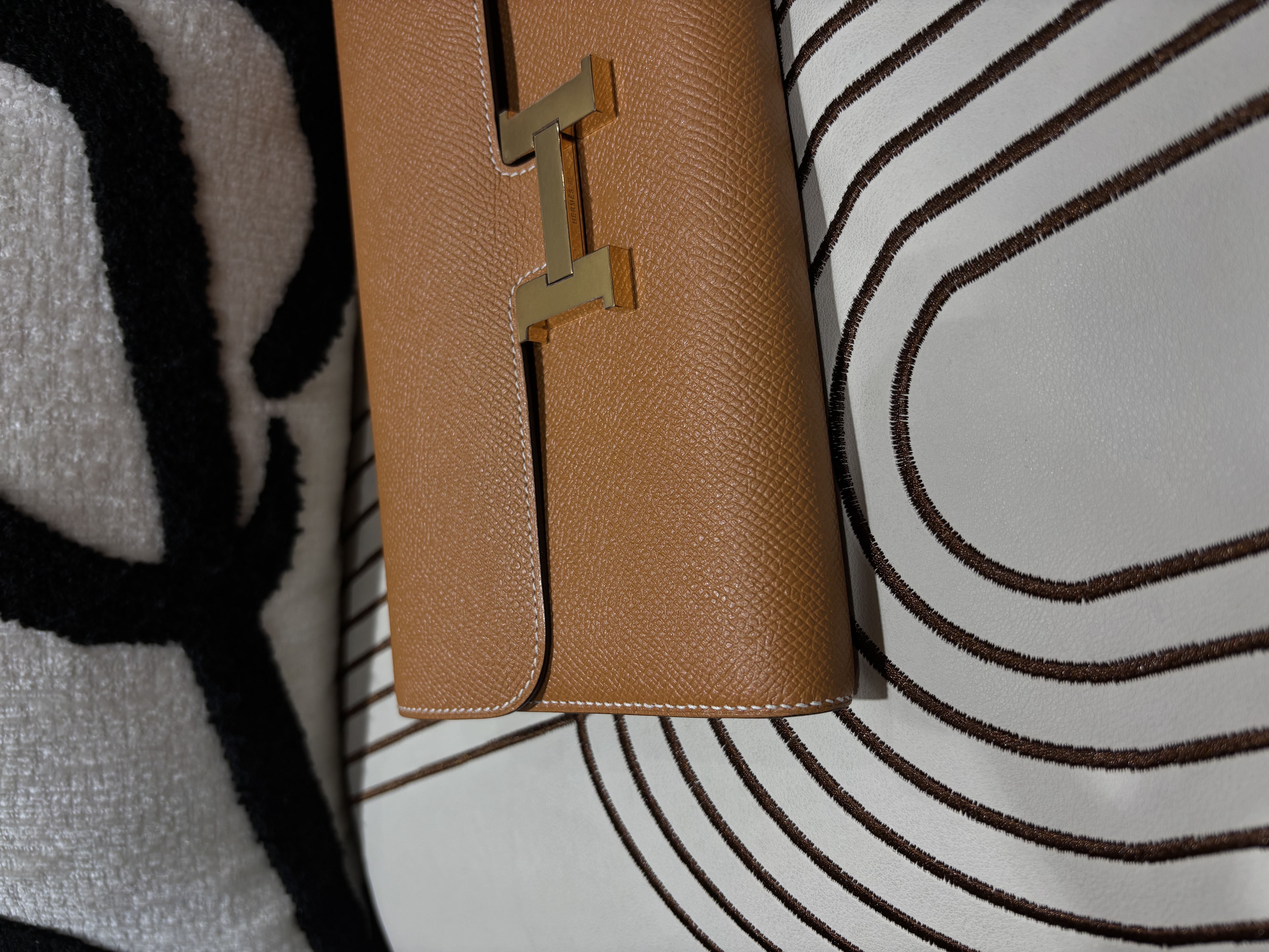 Hermes Constance Wallet Stamp X 1H太妃糖色金扣100%Authentic, 99%New ✅Box