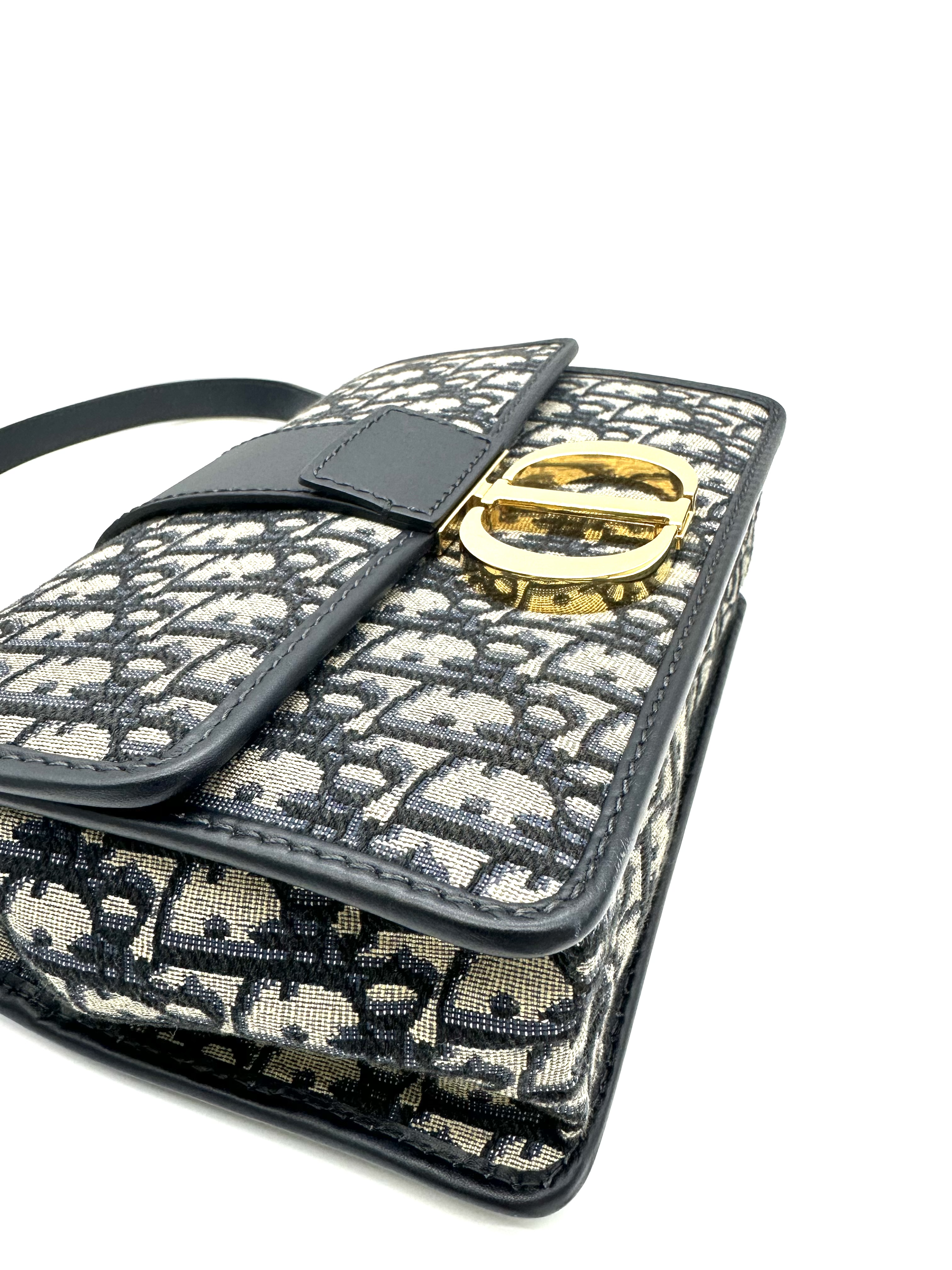 Pre owned-Christian Dior Montaigne bag/ Product Code: 26031803