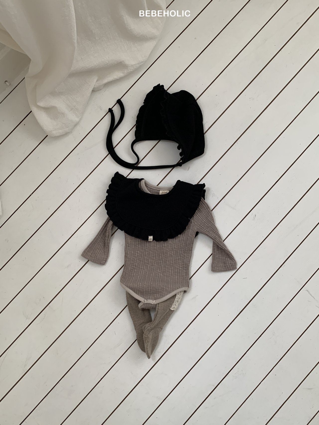 🌸預訂 韓國直送🌸🇰🇷BEBEHOLIC三色簡約羅紋長袖包屁衣