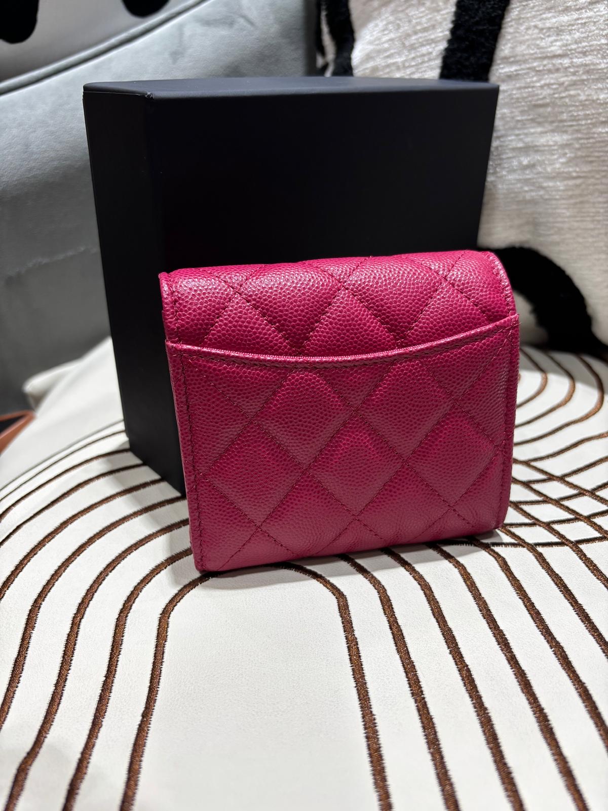 全新 Chanel Classic wallet Calfskin 100%Authentic, 100%New 全新未使用品 ✅card  ✅dust bag ✅box
