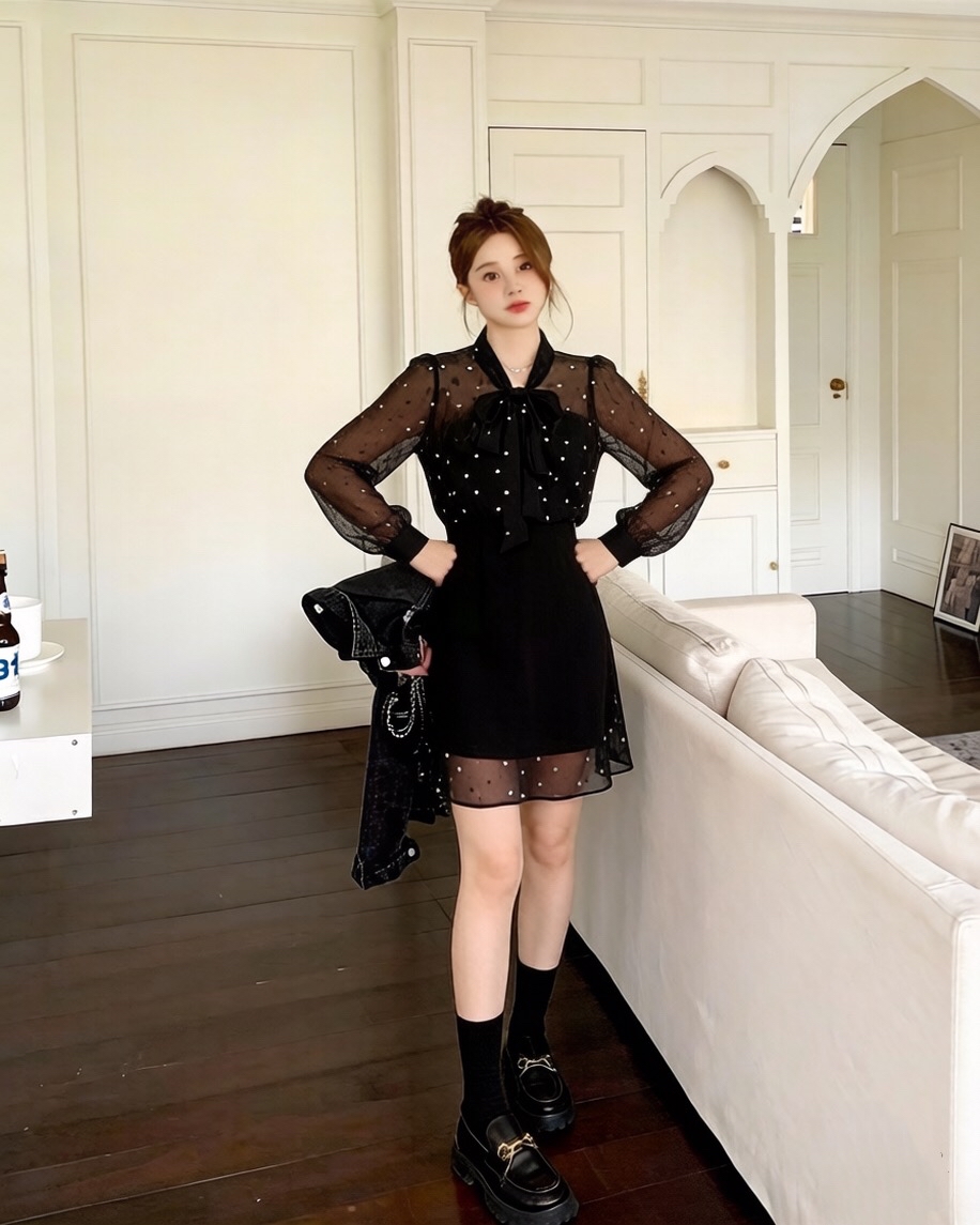 B114(9980) 法式减龄名媛风吊带与雪纺波点上衣与短裙黑三件套套装