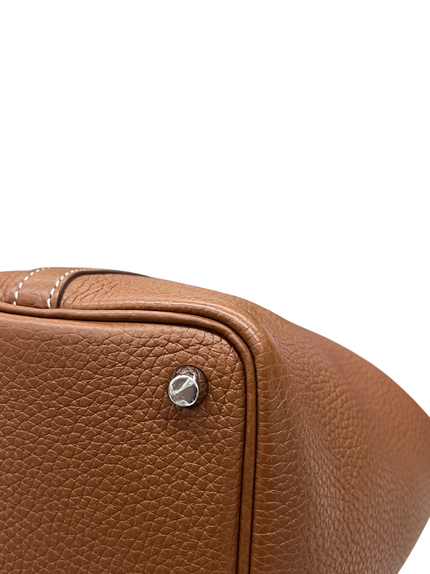 Pre-Owned HERMÉS P18 Stamp Y / Product Code: 070725