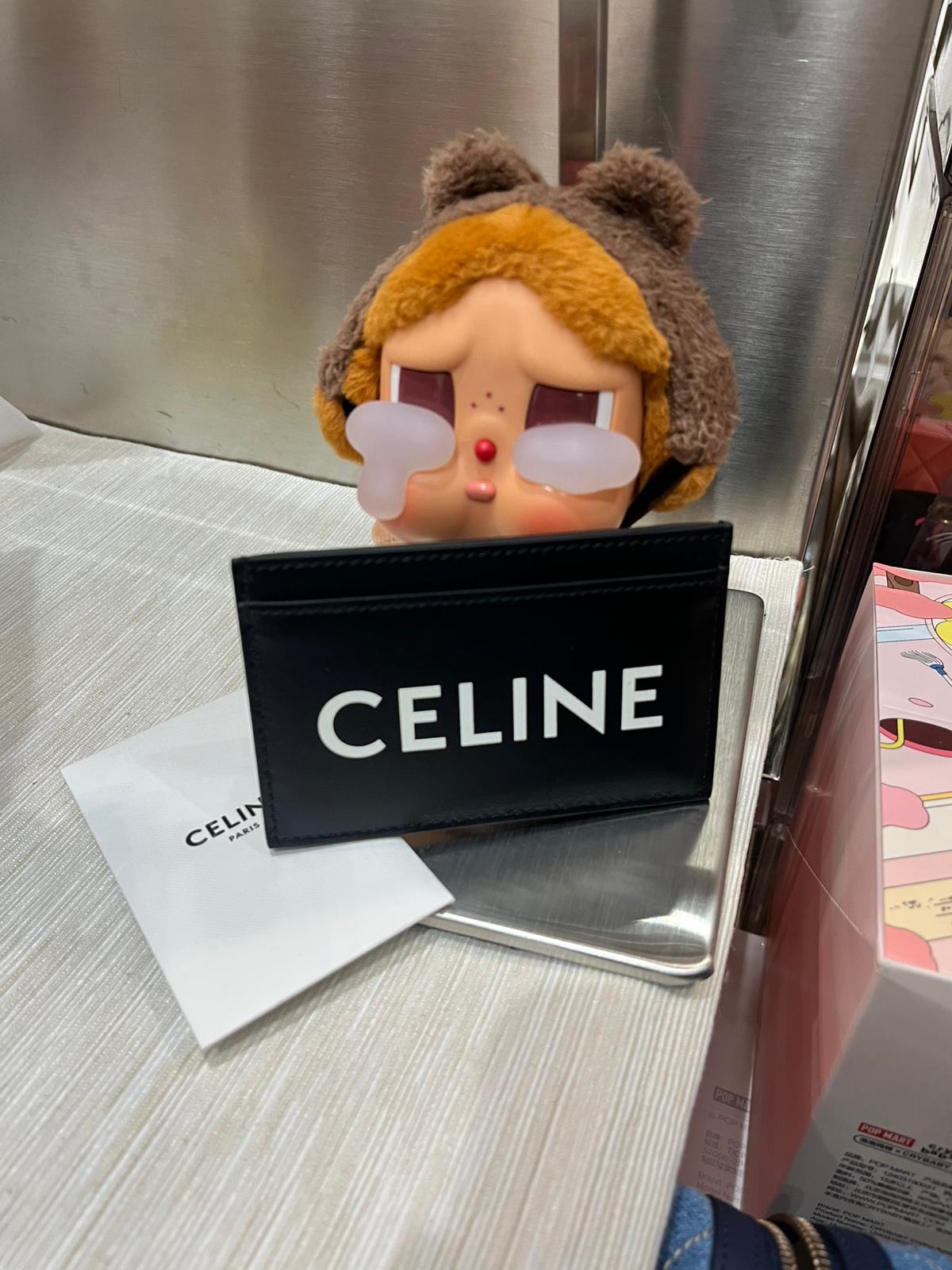 Celine card holder calfskin 100%Authentic ,99%new✅dust bag