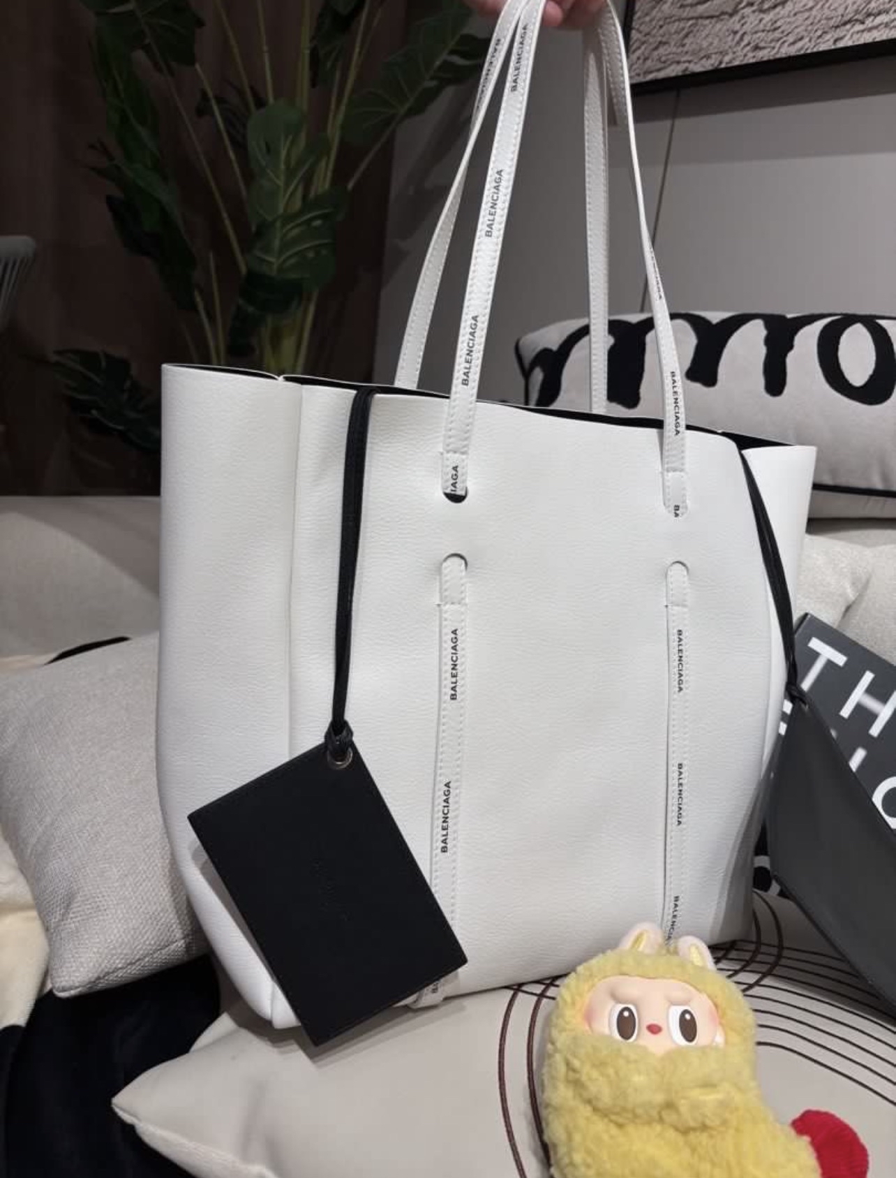 Balenciaga Everyday Tote Bag Calfskin 100%Authentic, 98%New ✅Dust bag