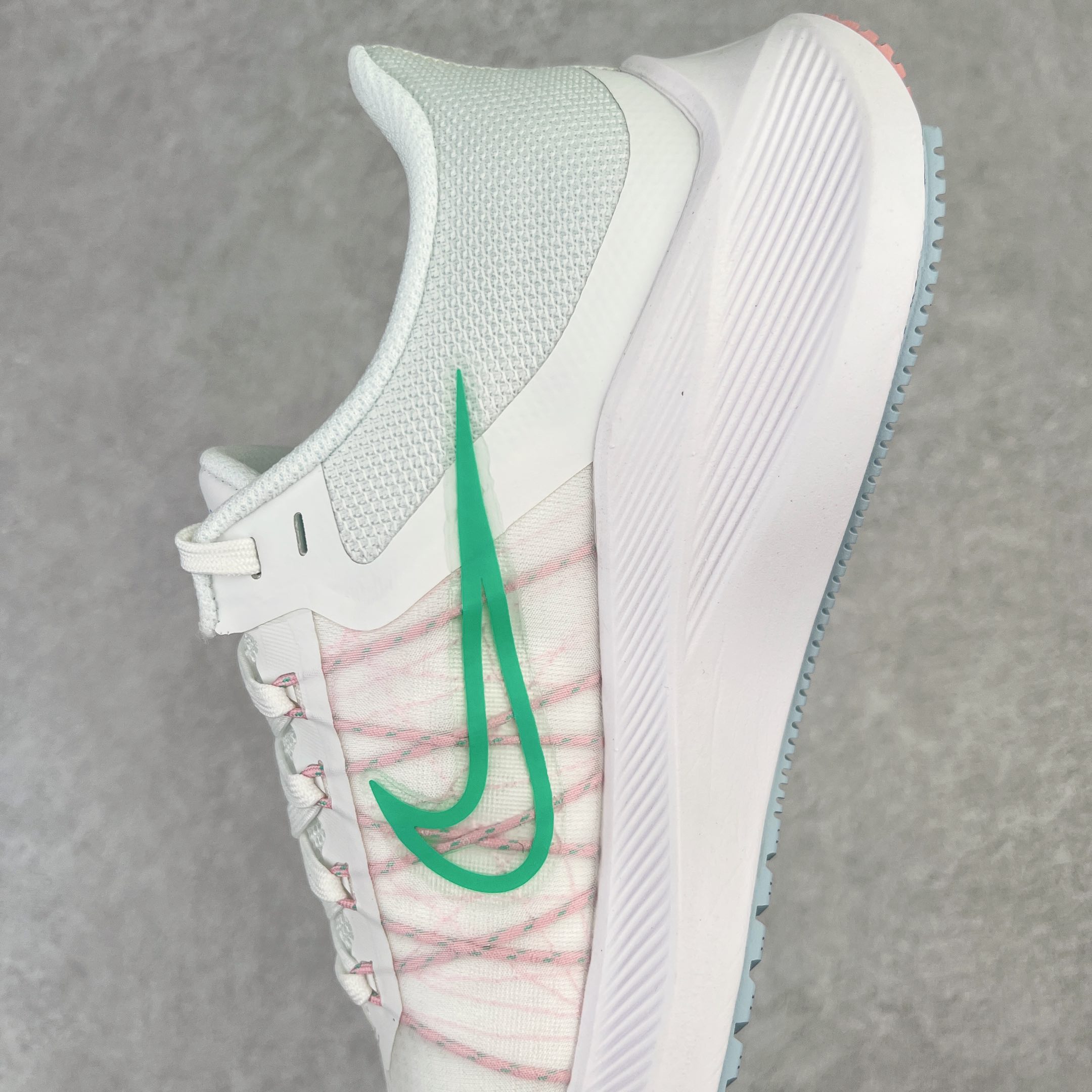 Nike Zoom Winflo 8 CW3421-105