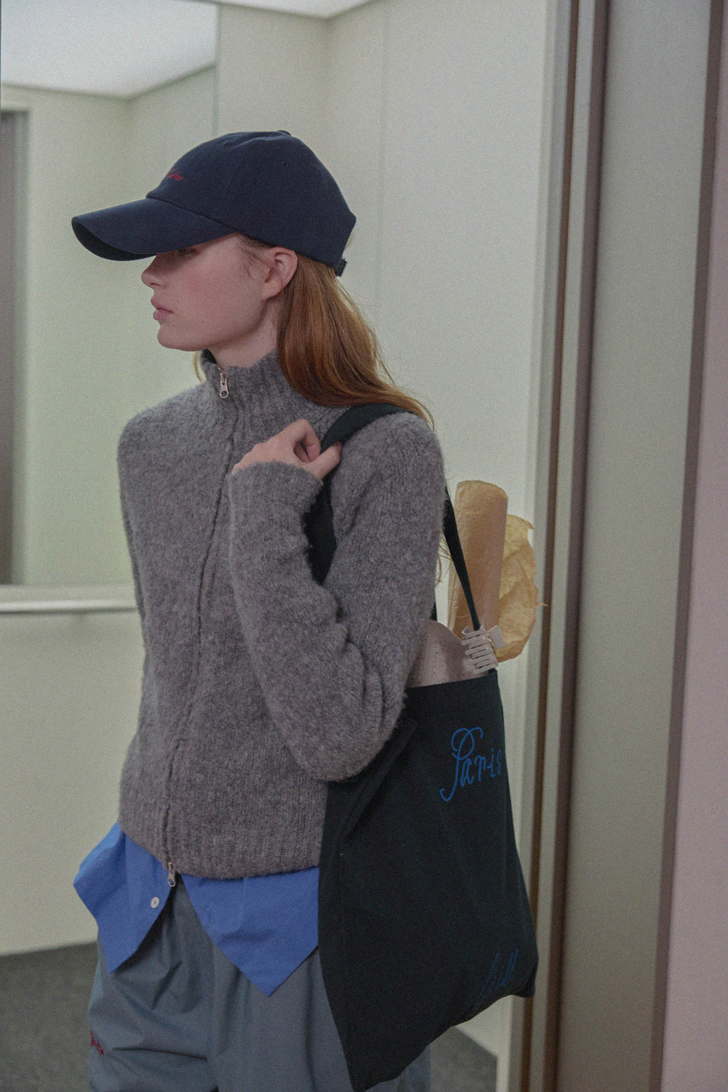 HÔTEL 827 Poétique Shoulder Bag (Black Leaf)