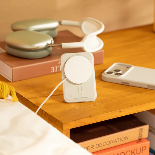 MOFT Trackable Wallet Stand 可追蹤磁吸式手機支架