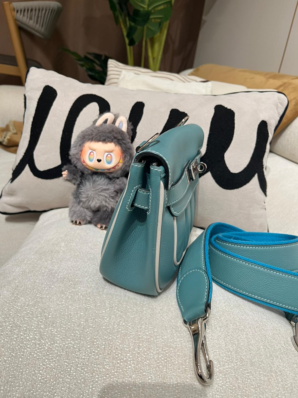  Hermes berline mini Calfskin 21cm 100%Authentic ,95%new✅dust bag✅box 