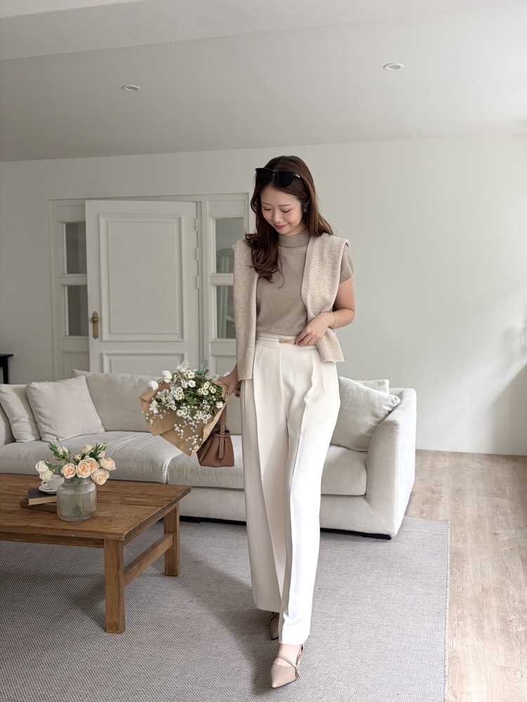 Charlyne Seamless-Front Slacks (Ivory)
