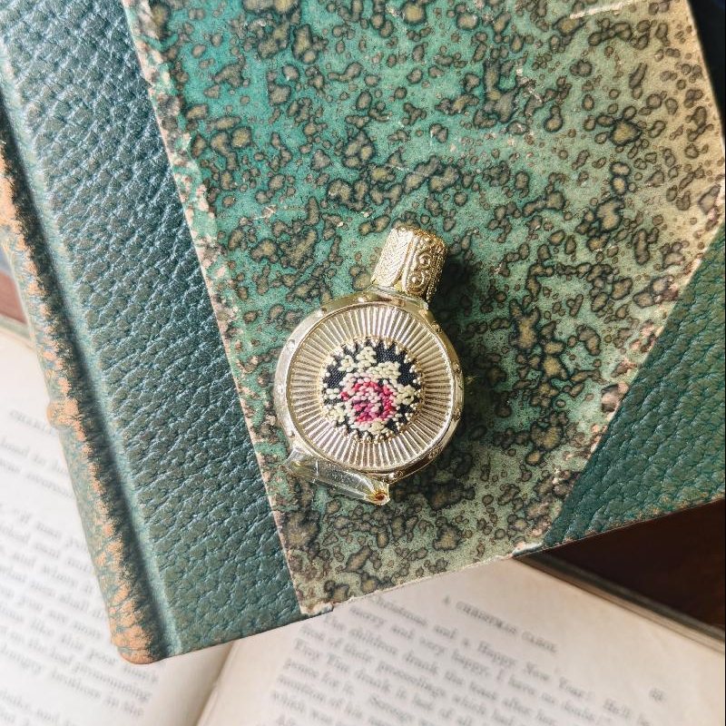 C.a.1960s Petite Needlepoint Golden Mini Perfume Bottle (NZ048)