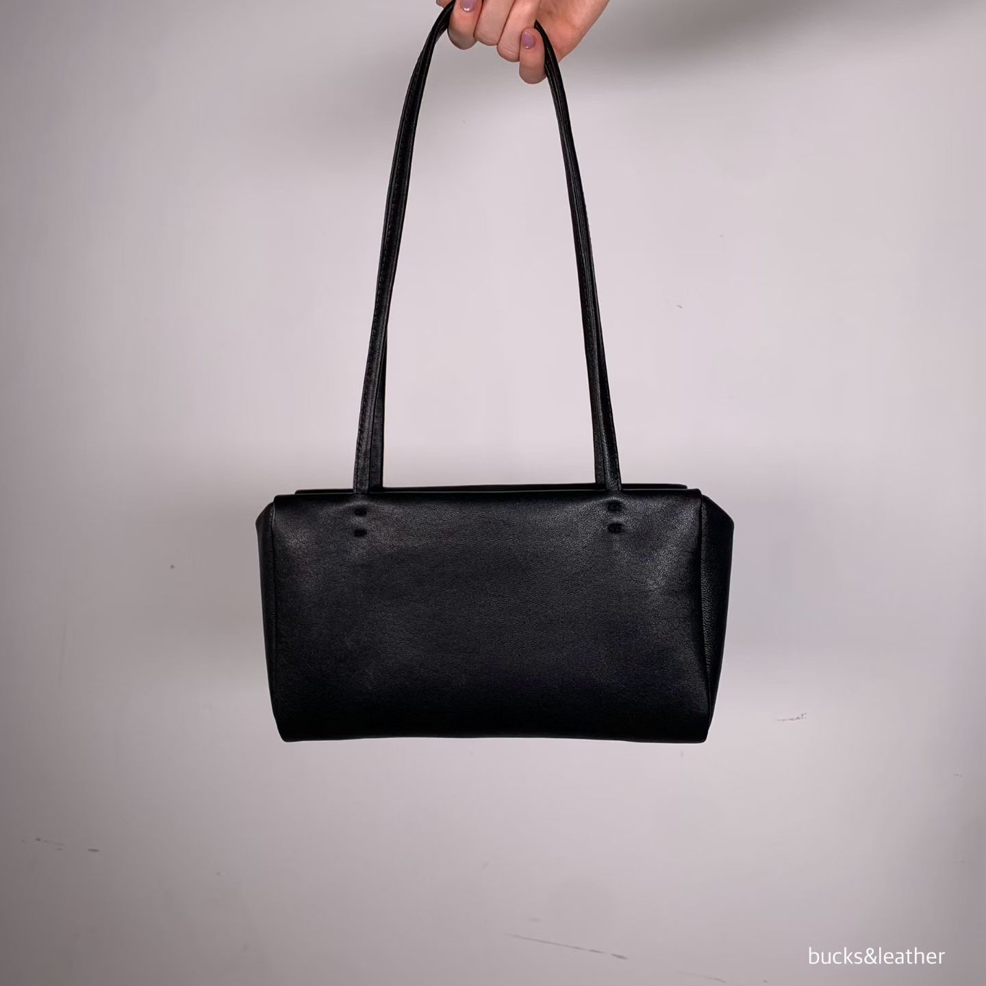 【26FW 】預訂_Slim Shoulder Bag By Bucks & leather