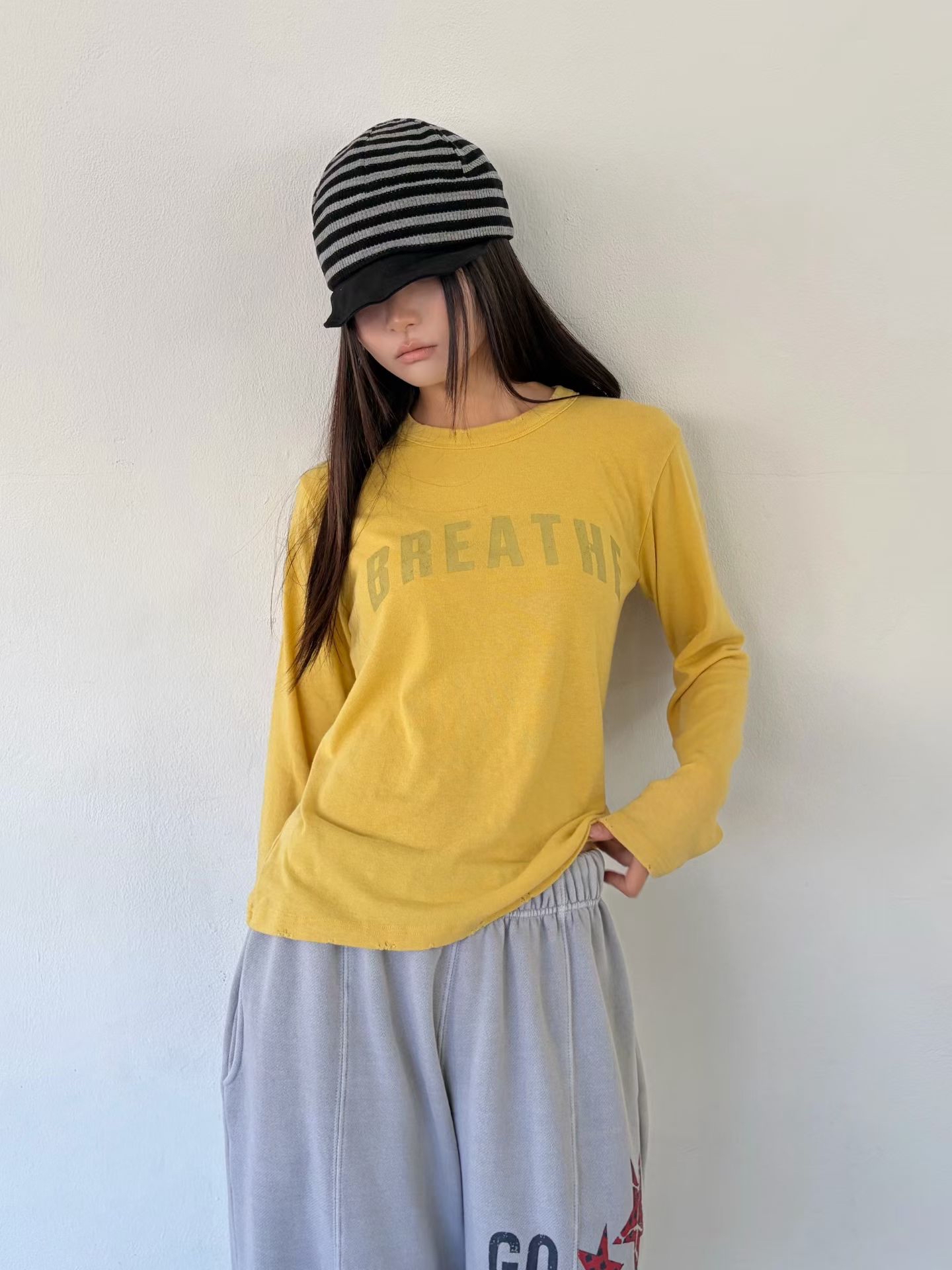 221678 “BREATHE” 洗水長䄂薄Tee
