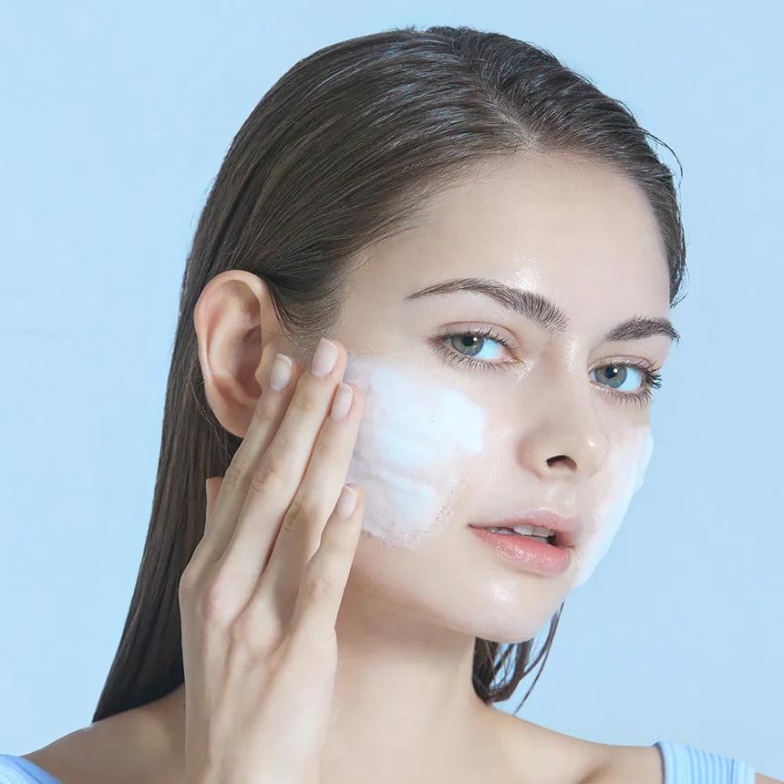 ilso 積雪草 X Ceramide 抗敏清黑頭泡泡潔面乳