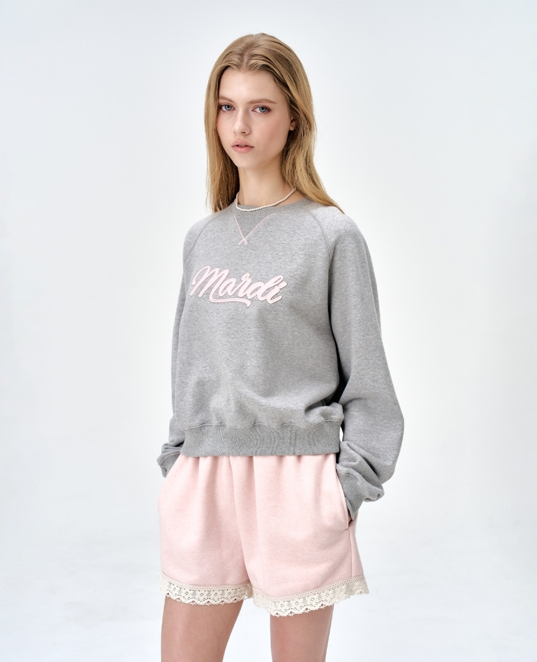 Mardi Mercredi Actif Vintage Logo Sweatshirt