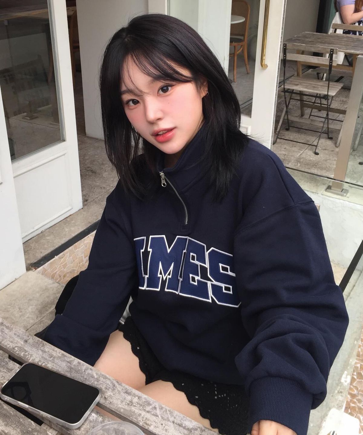 🇰🇷訂購｜AMES｜BASIC APPLIQUE HALF ZIP SWEATSHIRT 2色