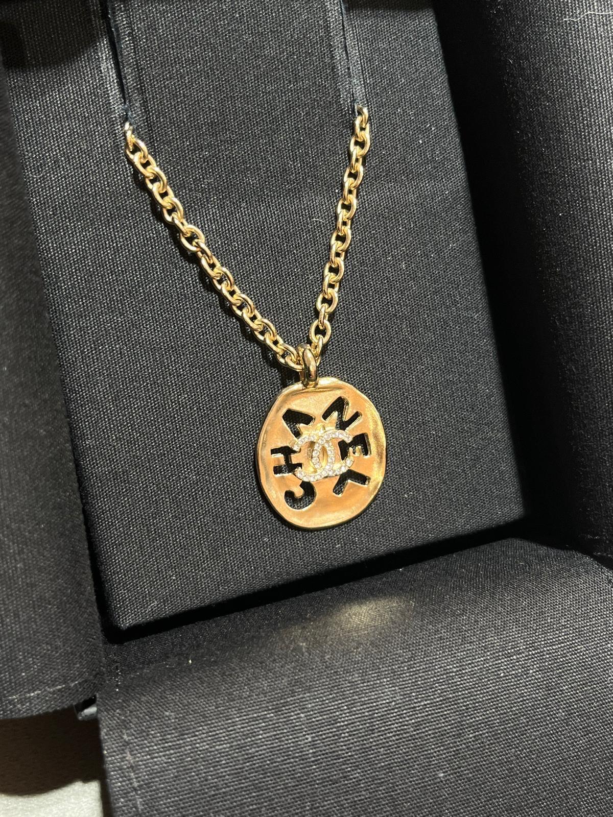 全新 Chanel necklace cc AB6853 100%Authentic ,Brand New ✅dust bag ✅盒