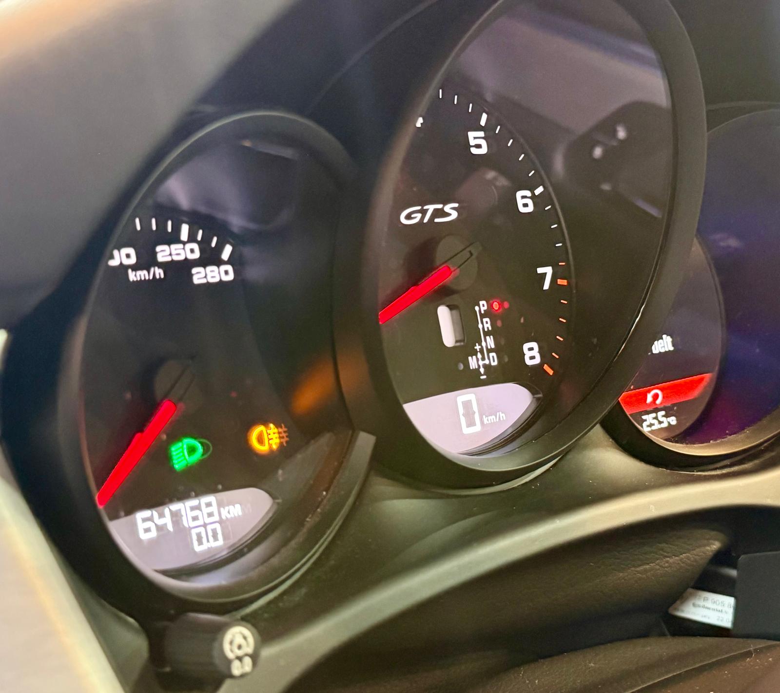 Porsche Macan GTS 2016
