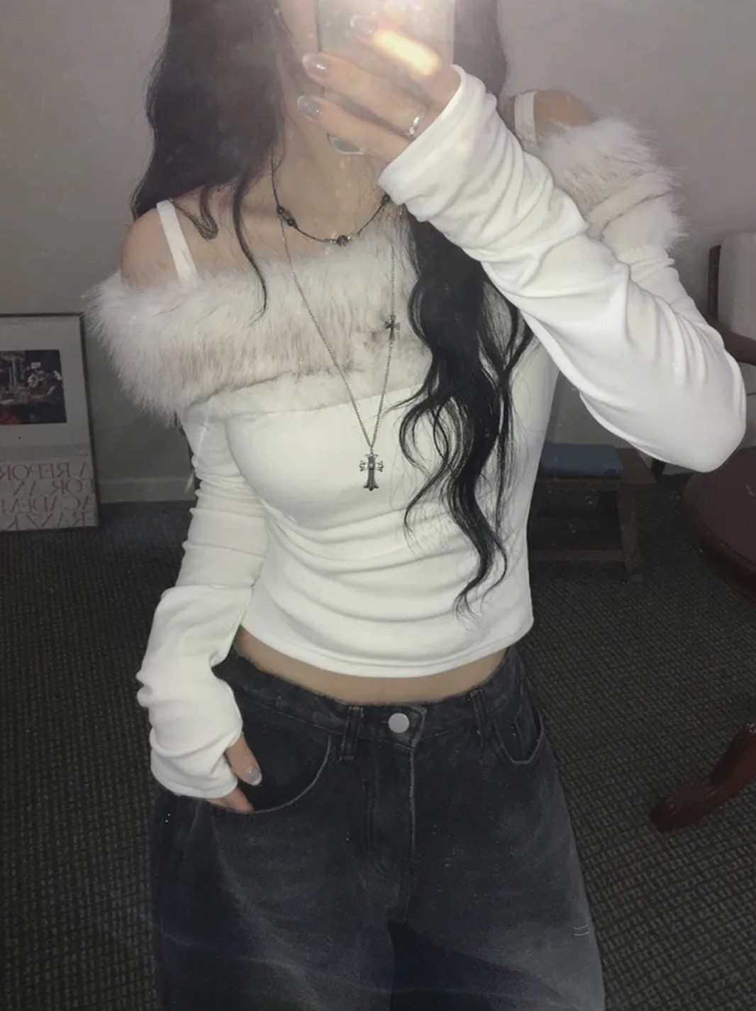 韓國毛毛領一字膊收腰長袖Top