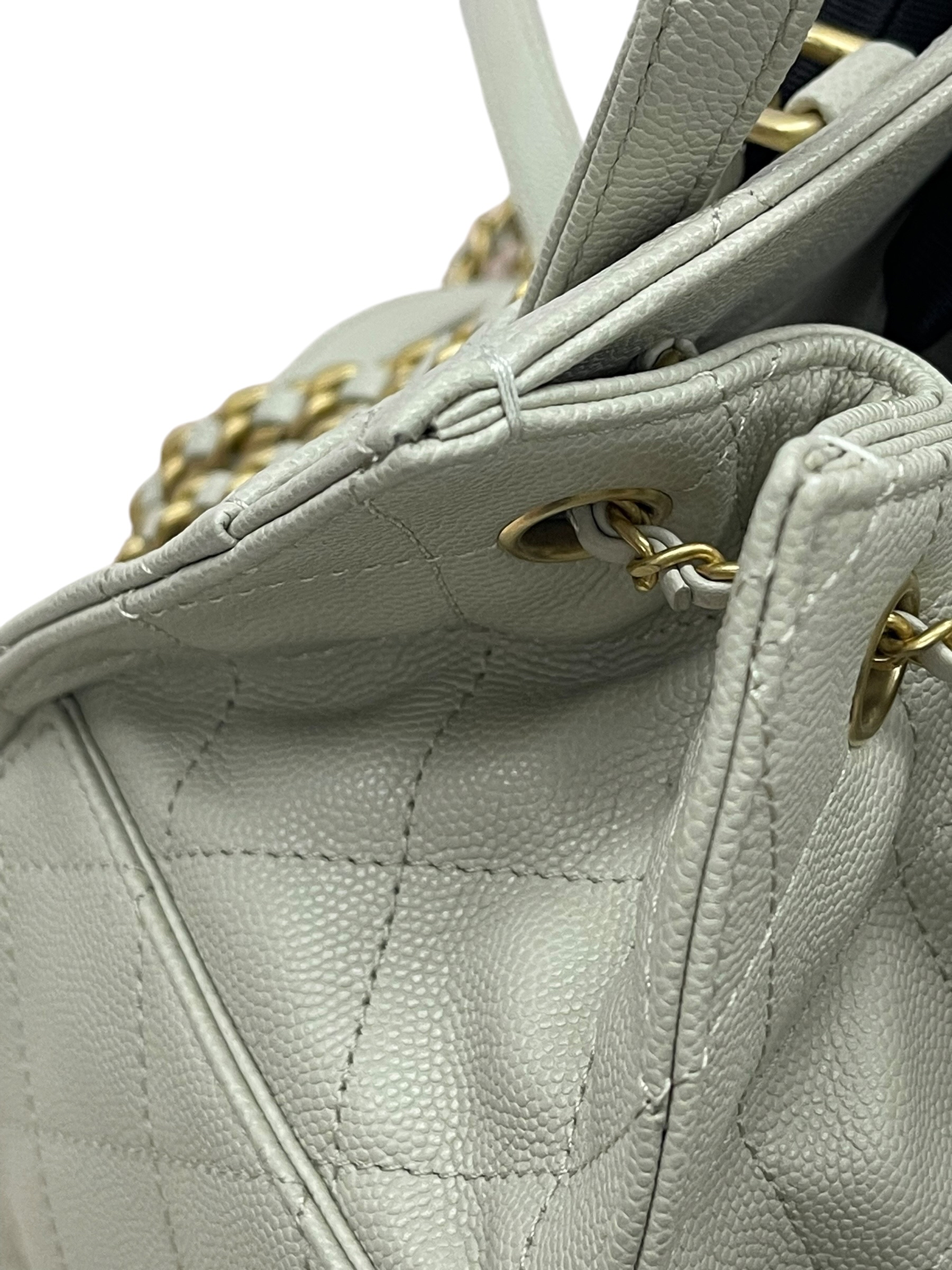 Pre-owned Chanel 25 Handbag / Product Code:081507