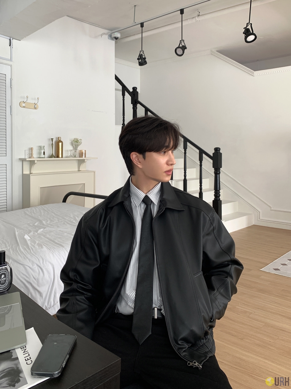 【100%保證韓國直送】質感古著裂紋設計寬鬆皮革外套 Vintage Crack Leather Zip-up Jacket [2 color] RL114777