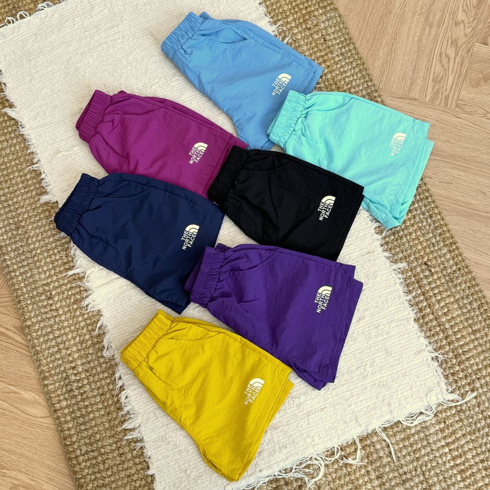 親子款。2件起各減$ 10。TNF26新款腰果花親子五短袖+速乾短褲