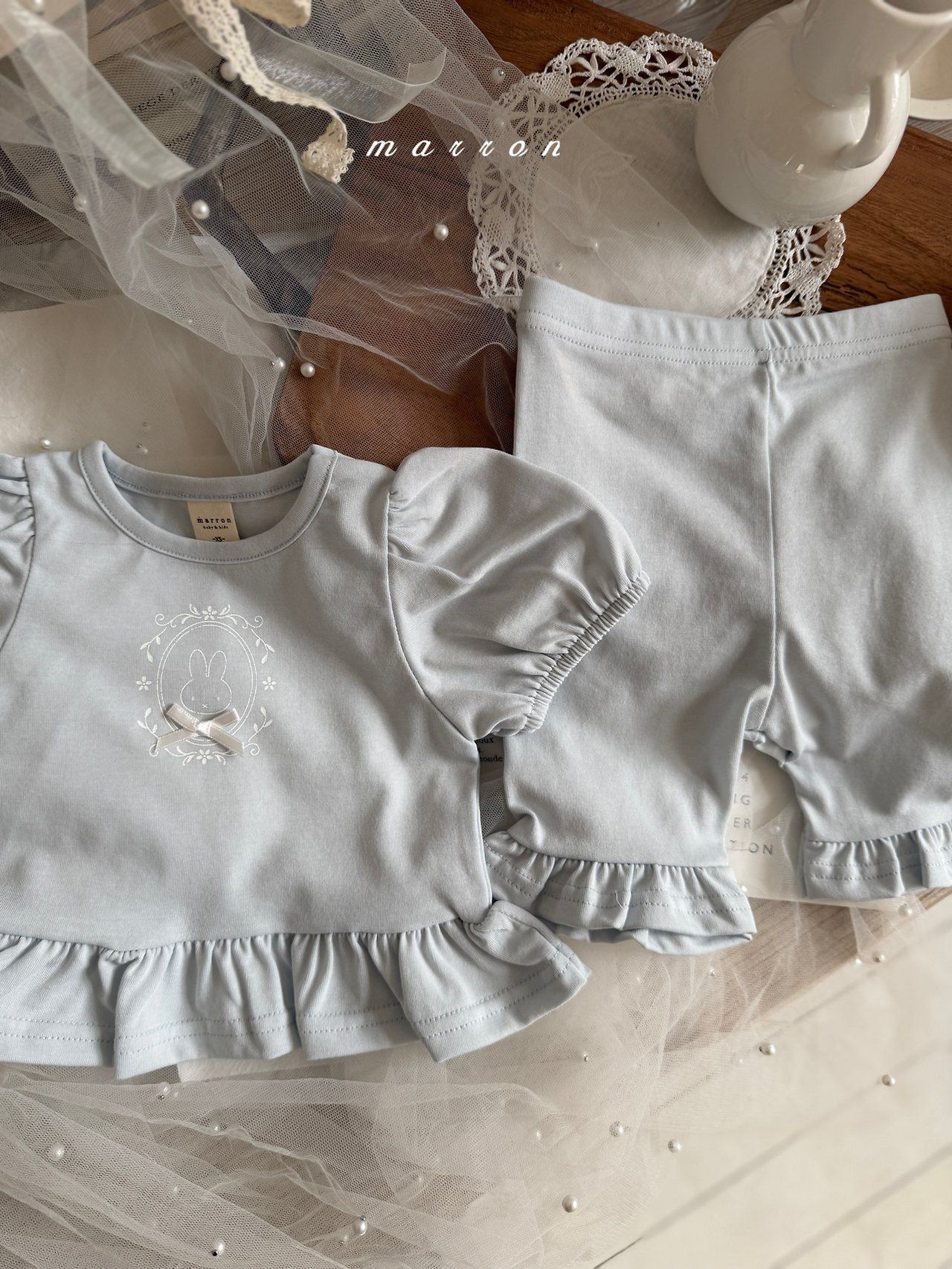 AW4233 Top Set